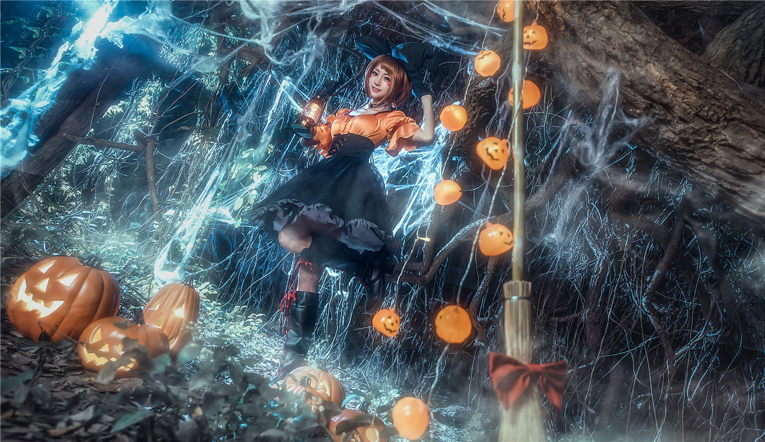 动漫博主Kitaro_绮太郎 我的英雄学院 万圣节 [15P] - 秀人网免费无水印在线套图写真