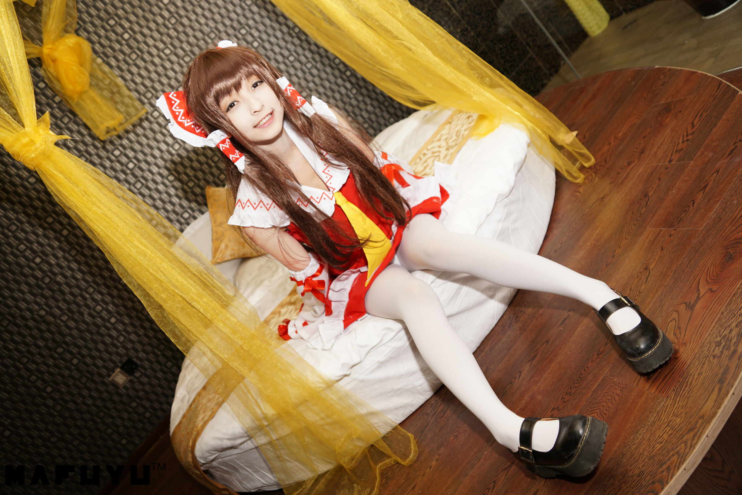 [萝莉COS] 神楽板真冬 COS Reimu猫娘系列套图 [100P] - 秀人网免费无水印在线套图写真