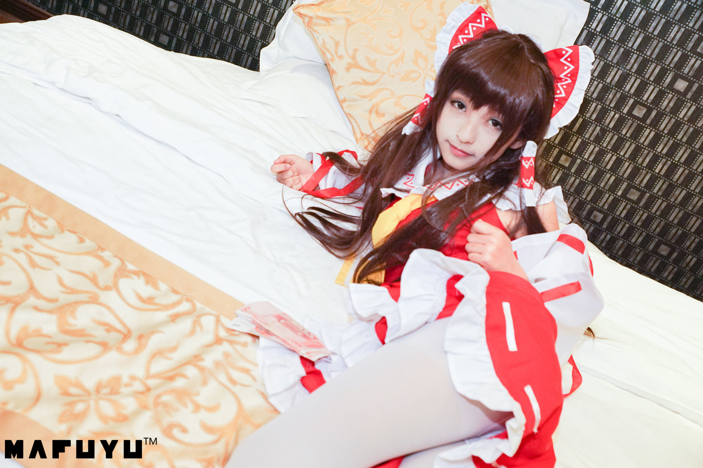 [萝莉COS] 神楽板真冬 COS Reimu猫娘系列套图 [100P] - 秀人网免费无水印在线套图写真