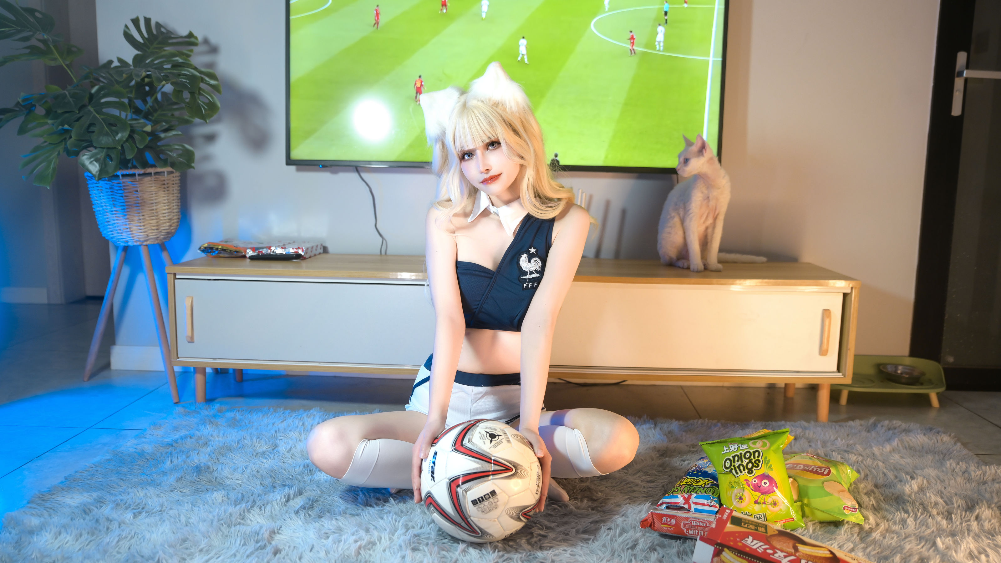 鹿八岁 – 足球少女 [101P] - 秀人网免费无水印在线套图写真