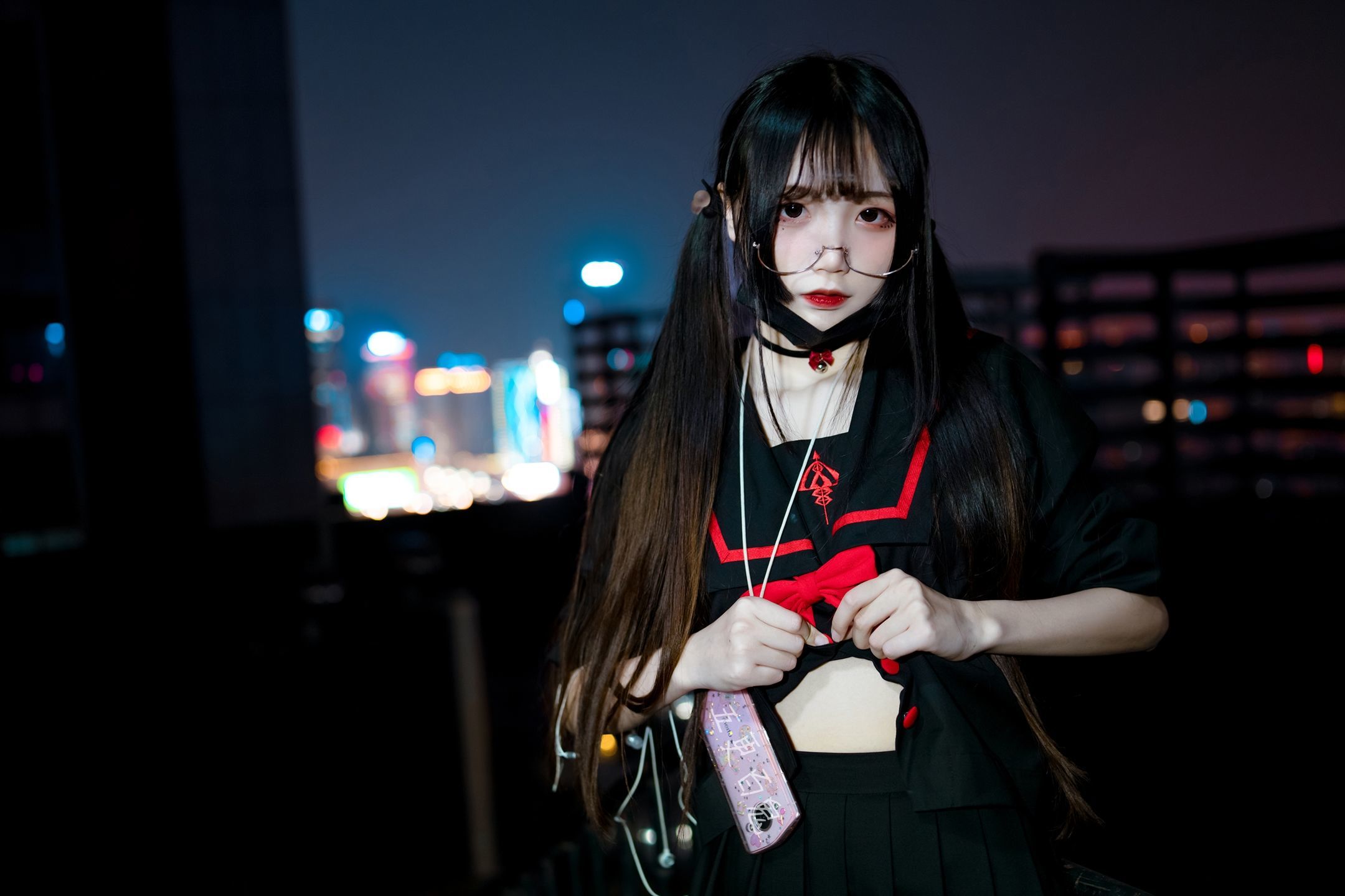 清纯少女五更百鬼 制服 [15P] - 秀人网免费无水印在线套图写真