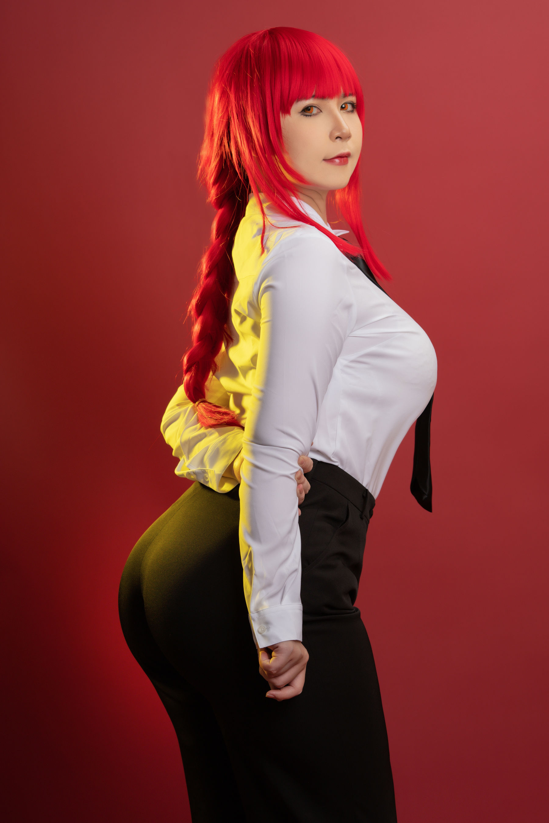 Uy Uy – Makima [18P] - 秀人网免费无水印在线套图写真