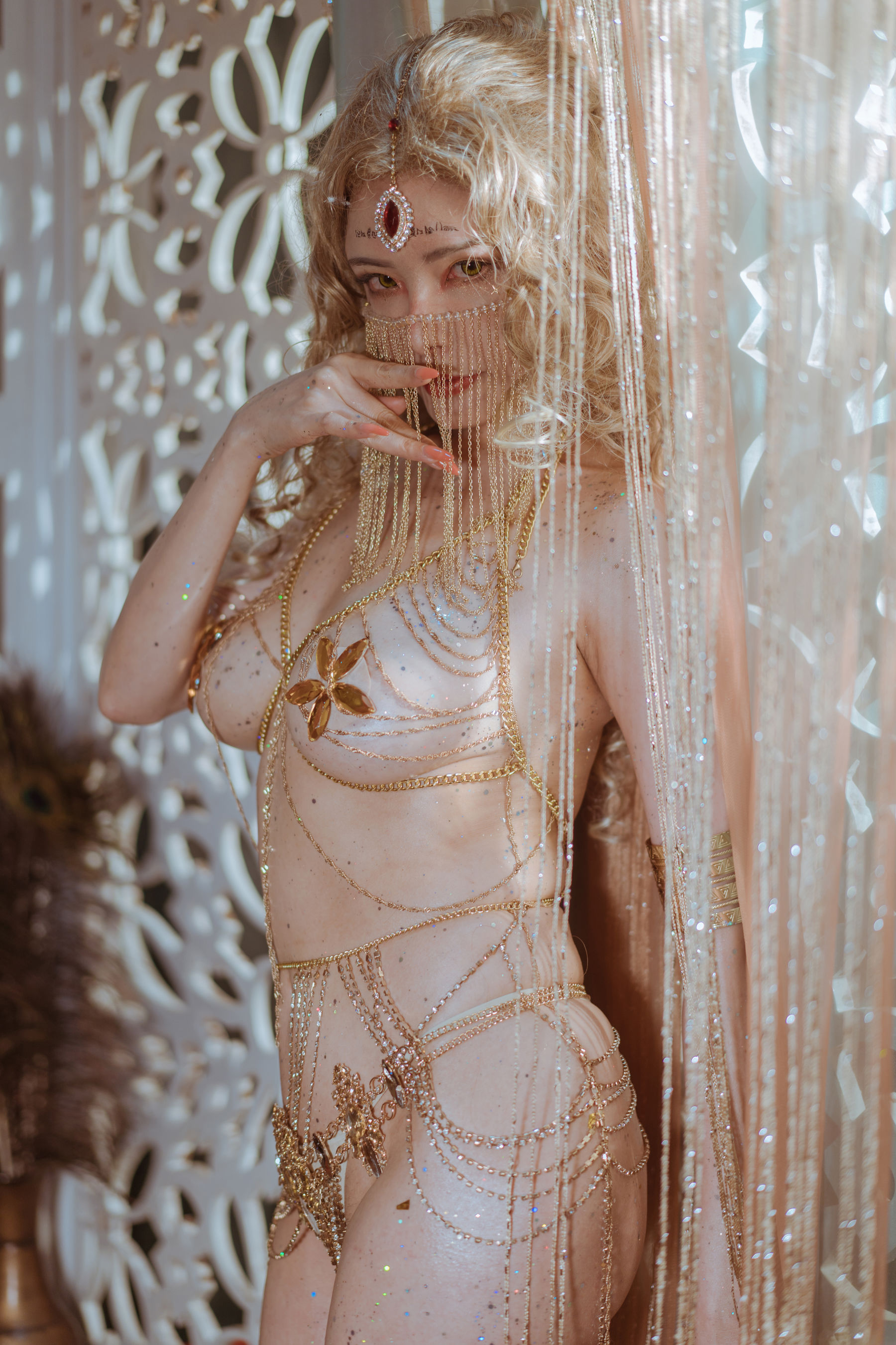 秋和柯基(夏小秋秋秋) – 金发舞娘 [45P] - 秀人网免费无水印在线套图写真