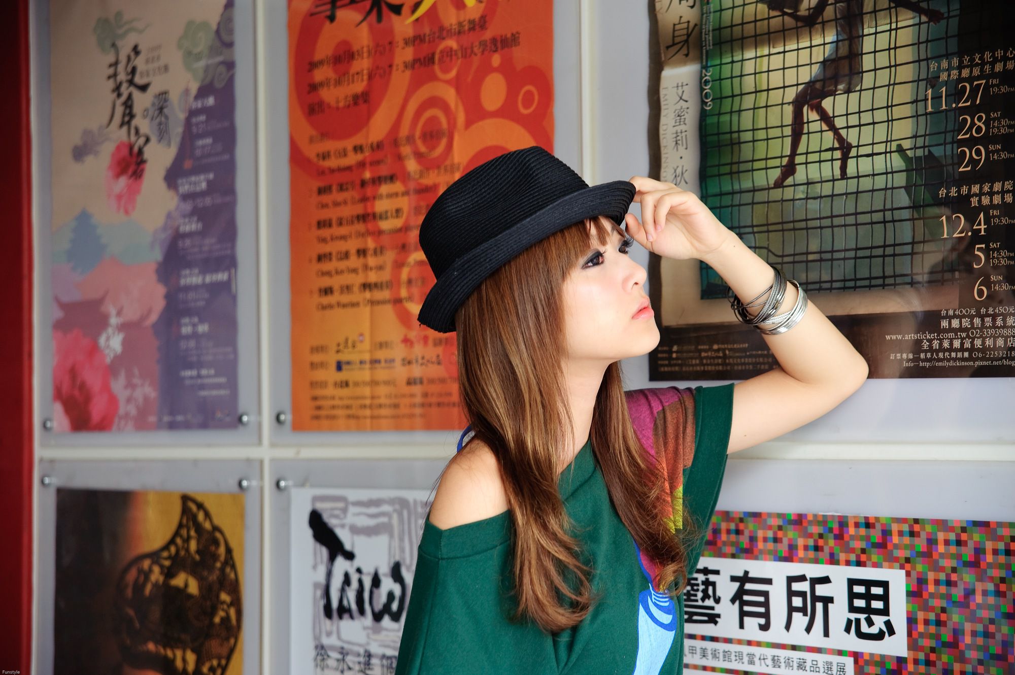 果子Mikako、Minako《台大外拍》第1部 [68P] - 秀人网免费无水印在线套图写真