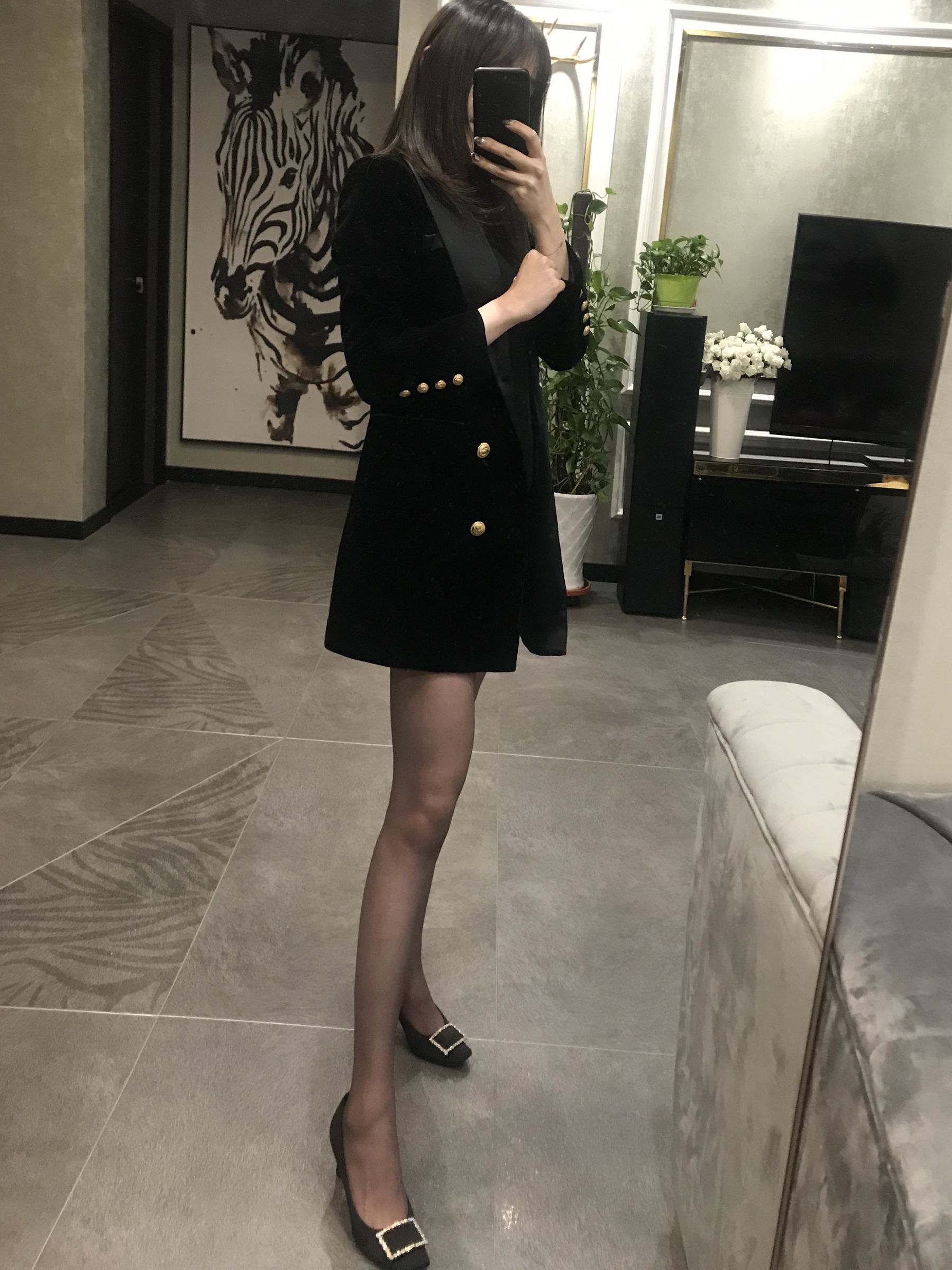 丝足博主麋鹿_Monroe 2020.04.20 红高黑丝 [101P] - 秀人网免费无水印在线套图写真