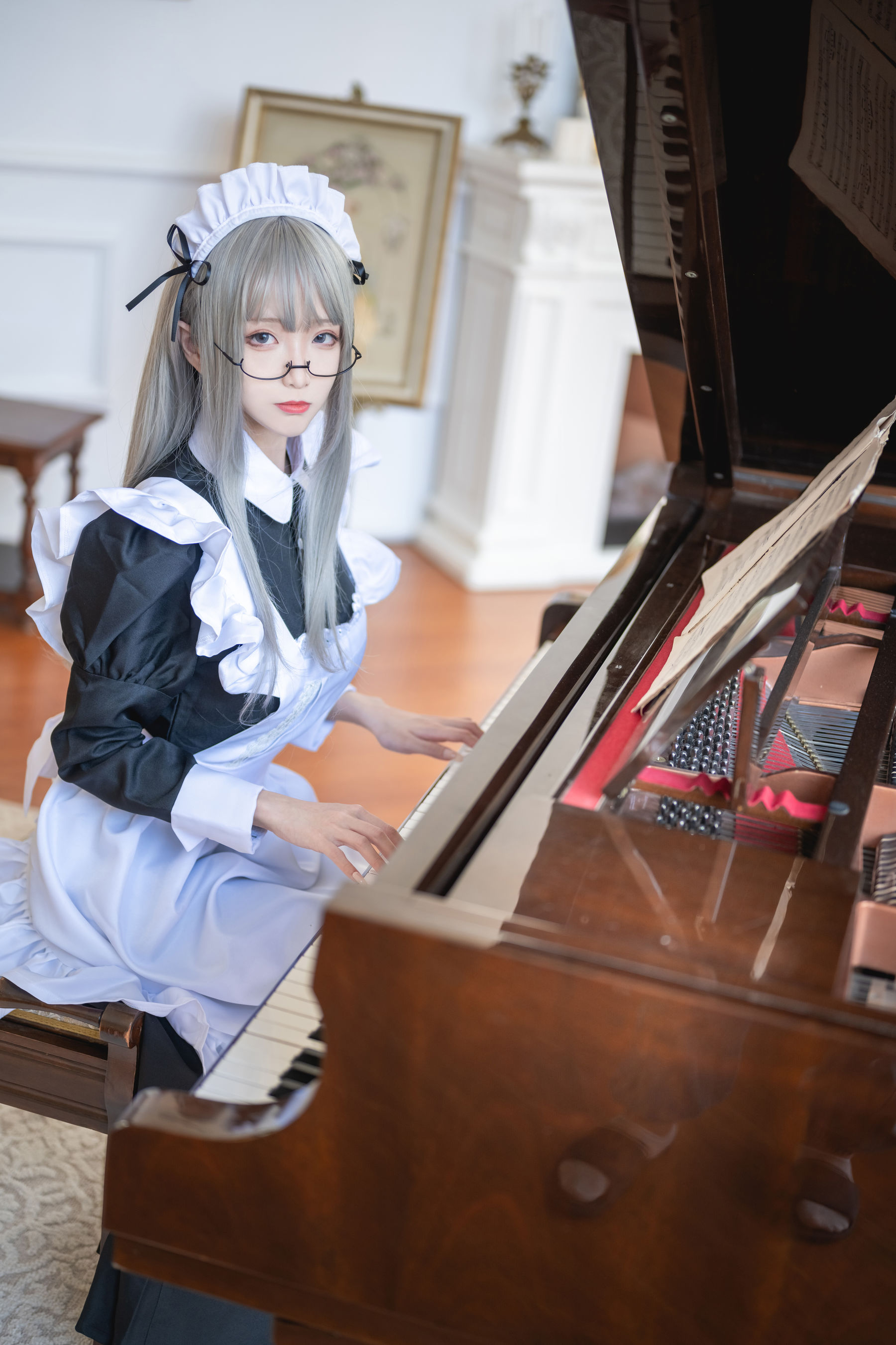 长腿Coser青青子Js – 职业恋爱 [50P] - 秀人网免费无水印在线套图写真