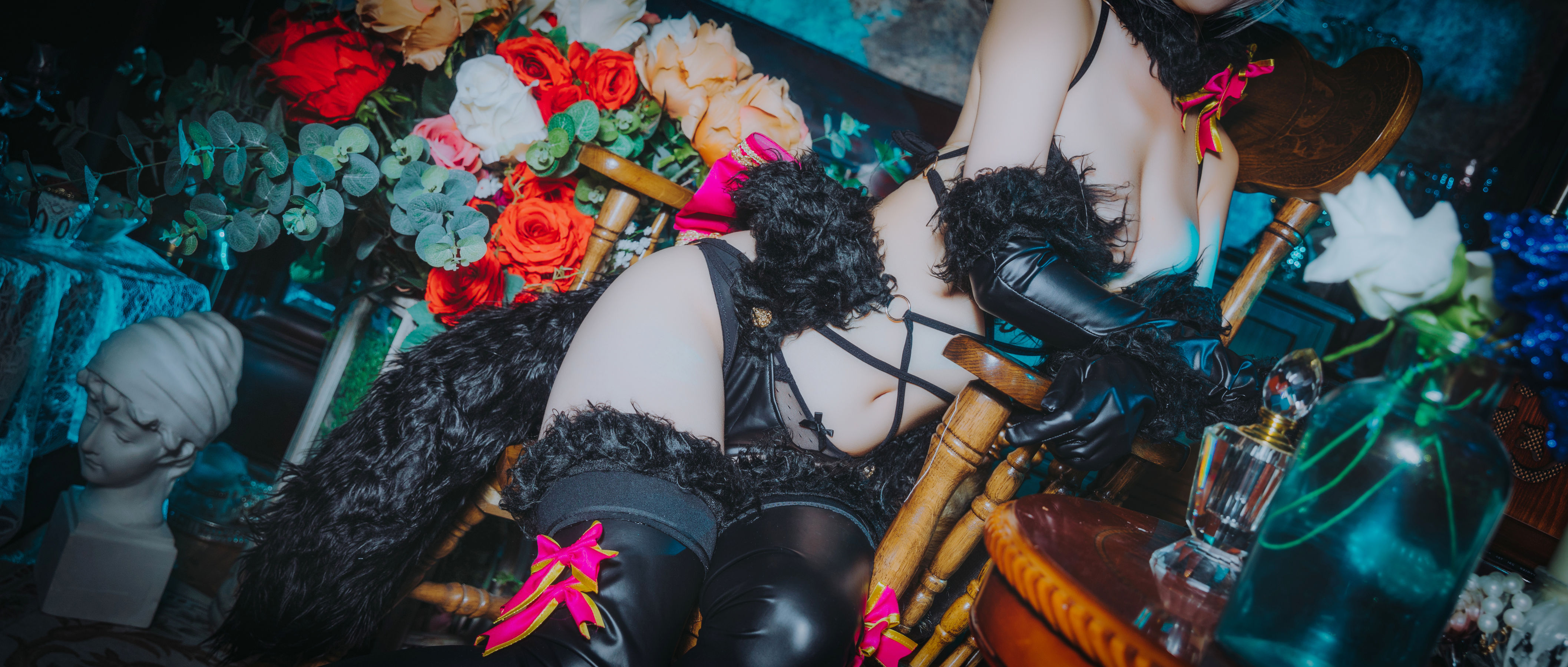 COS福利rioko凉凉子 黑色贞德 [16P] - 秀人网免费无水印在线套图写真