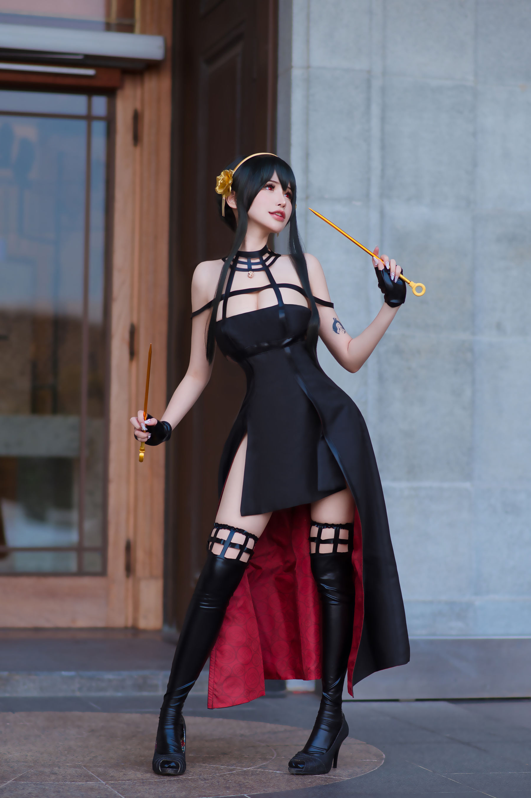 花リリ(Plant Lily) – Yor Forger [18P] - 秀人网免费无水印在线套图写真