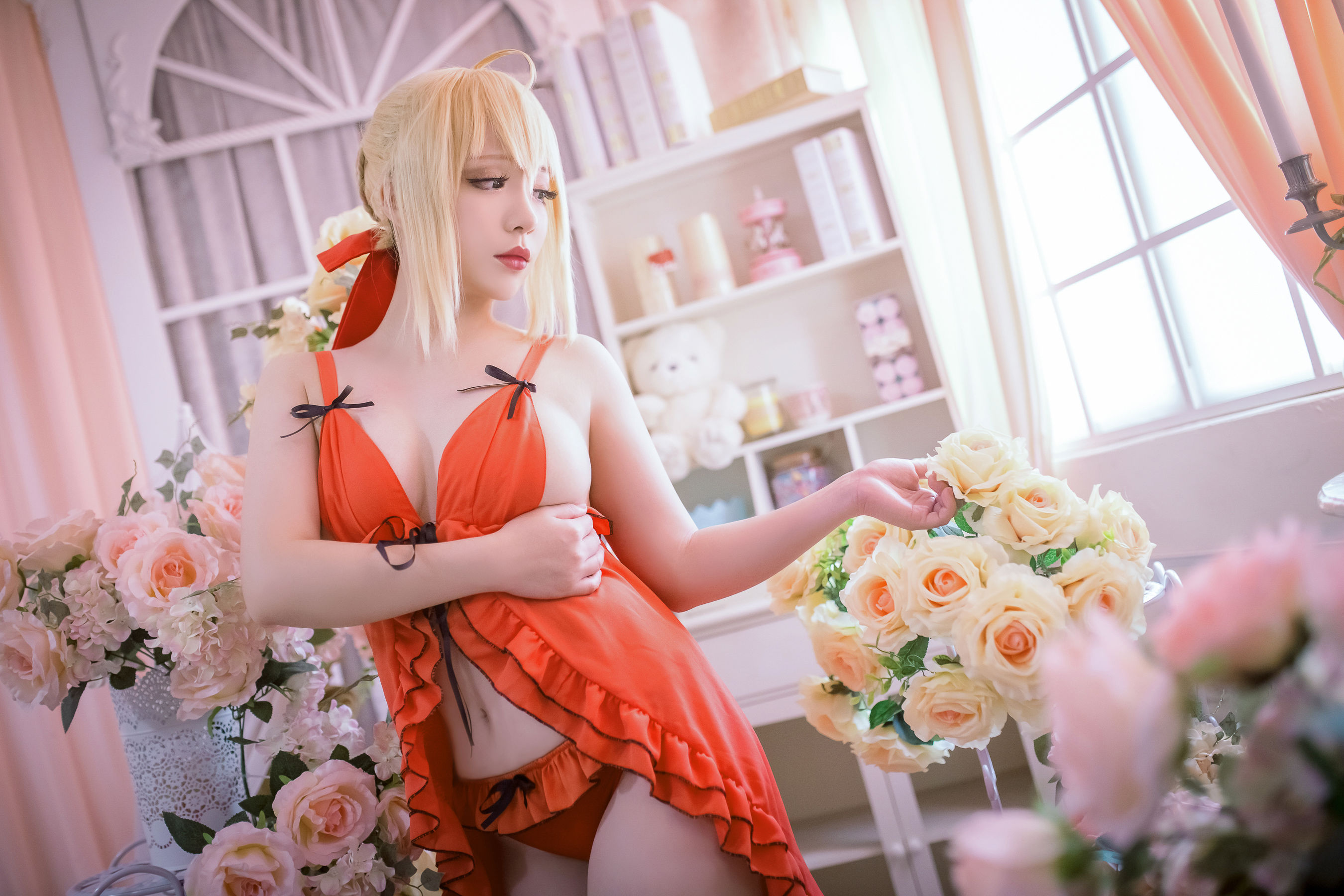 Cos千寻大人 尼禄 之 內衣 [7P] - 秀人网免费无水印在线套图写真