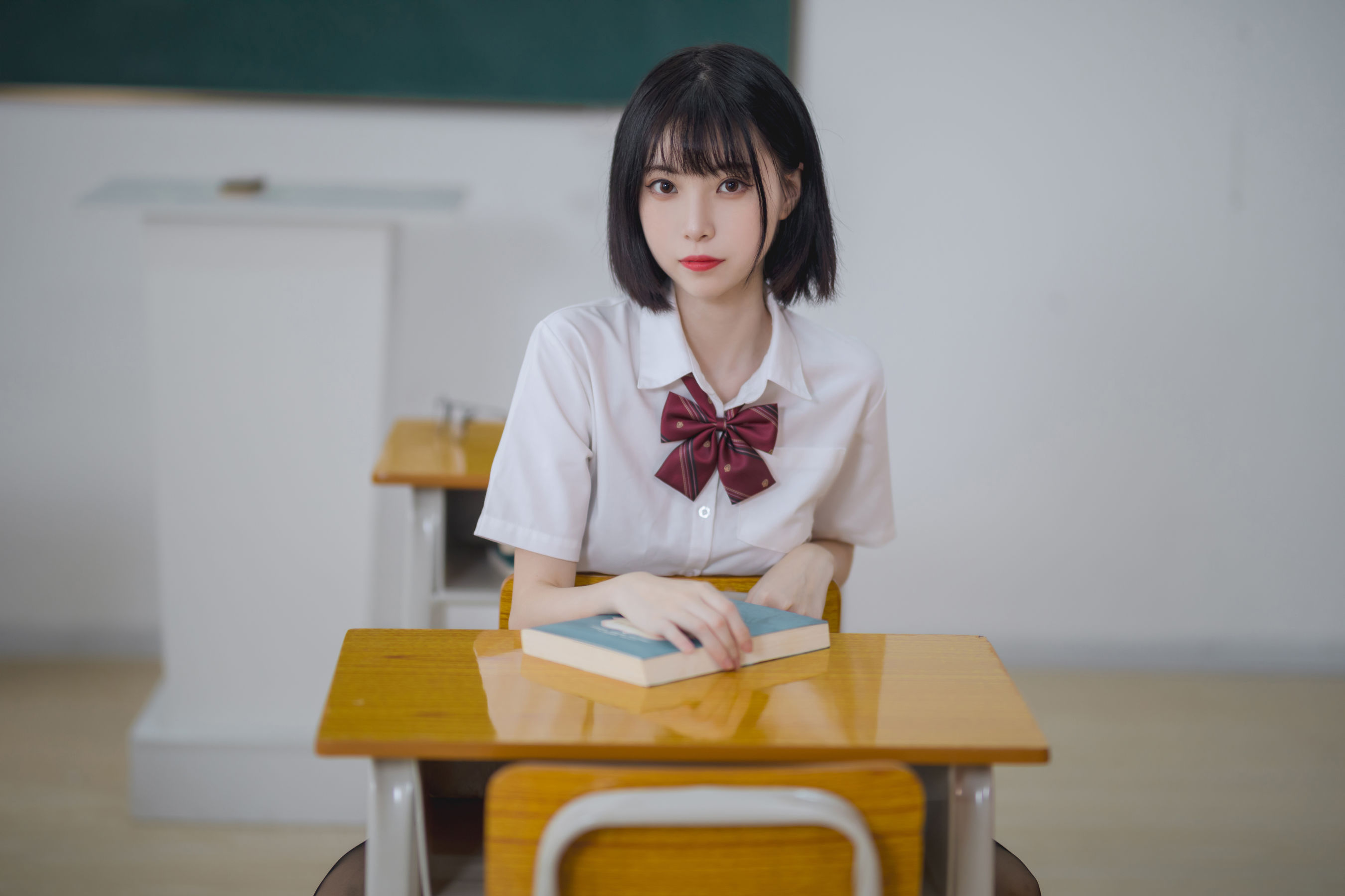 许岚 – 教室jk黑丝 [40P] - 秀人网免费无水印在线套图写真