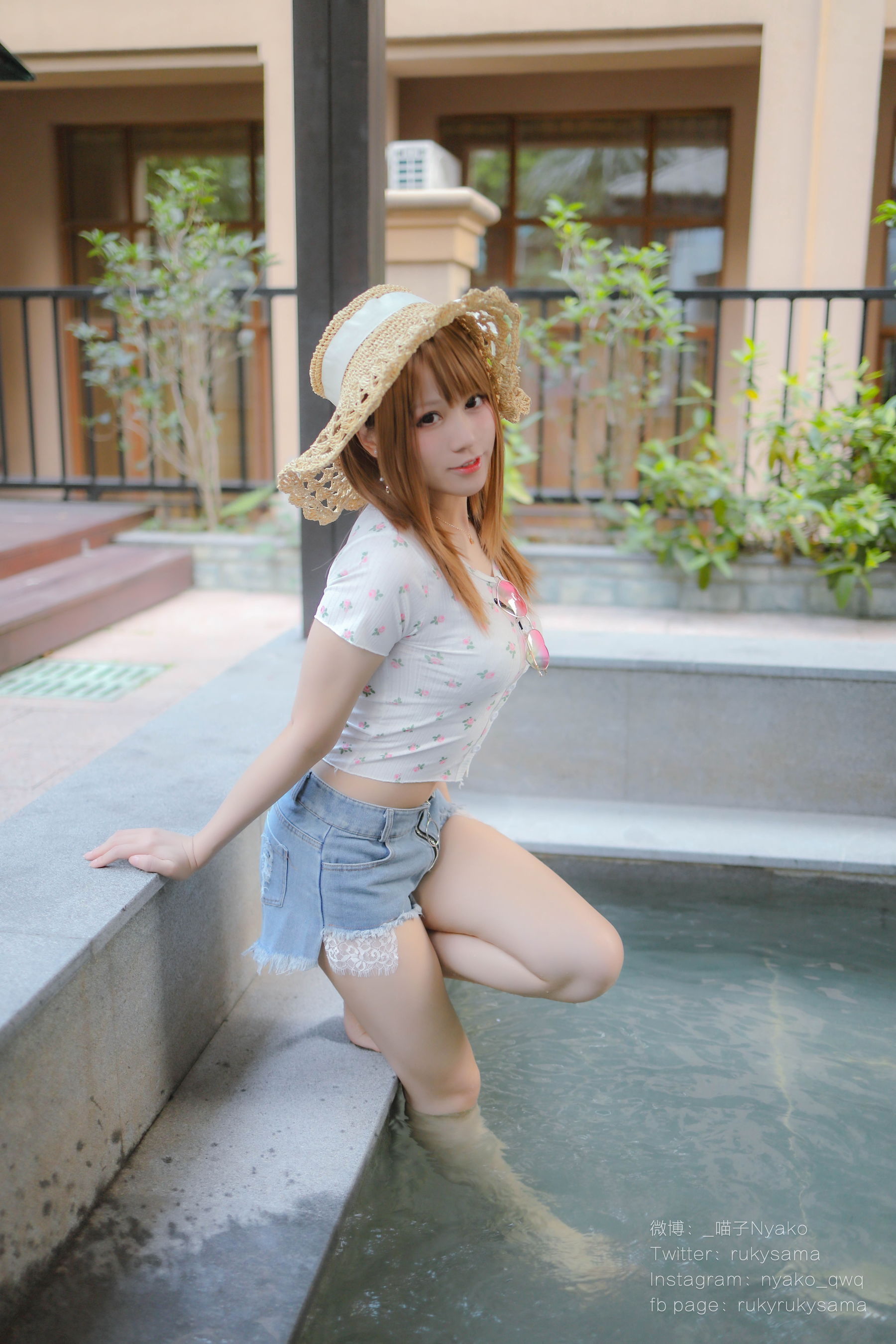 萌妹子Nyako喵子 – 温泉旅行 [79P] - 秀人网免费无水印在线套图写真