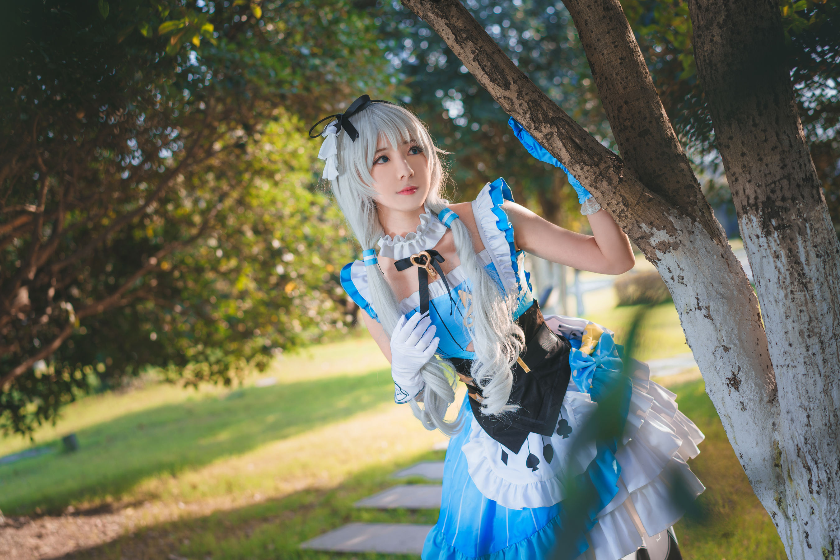 小姐姐弥音音ww 德丽莎 [15P] - 秀人网免费无水印在线套图写真