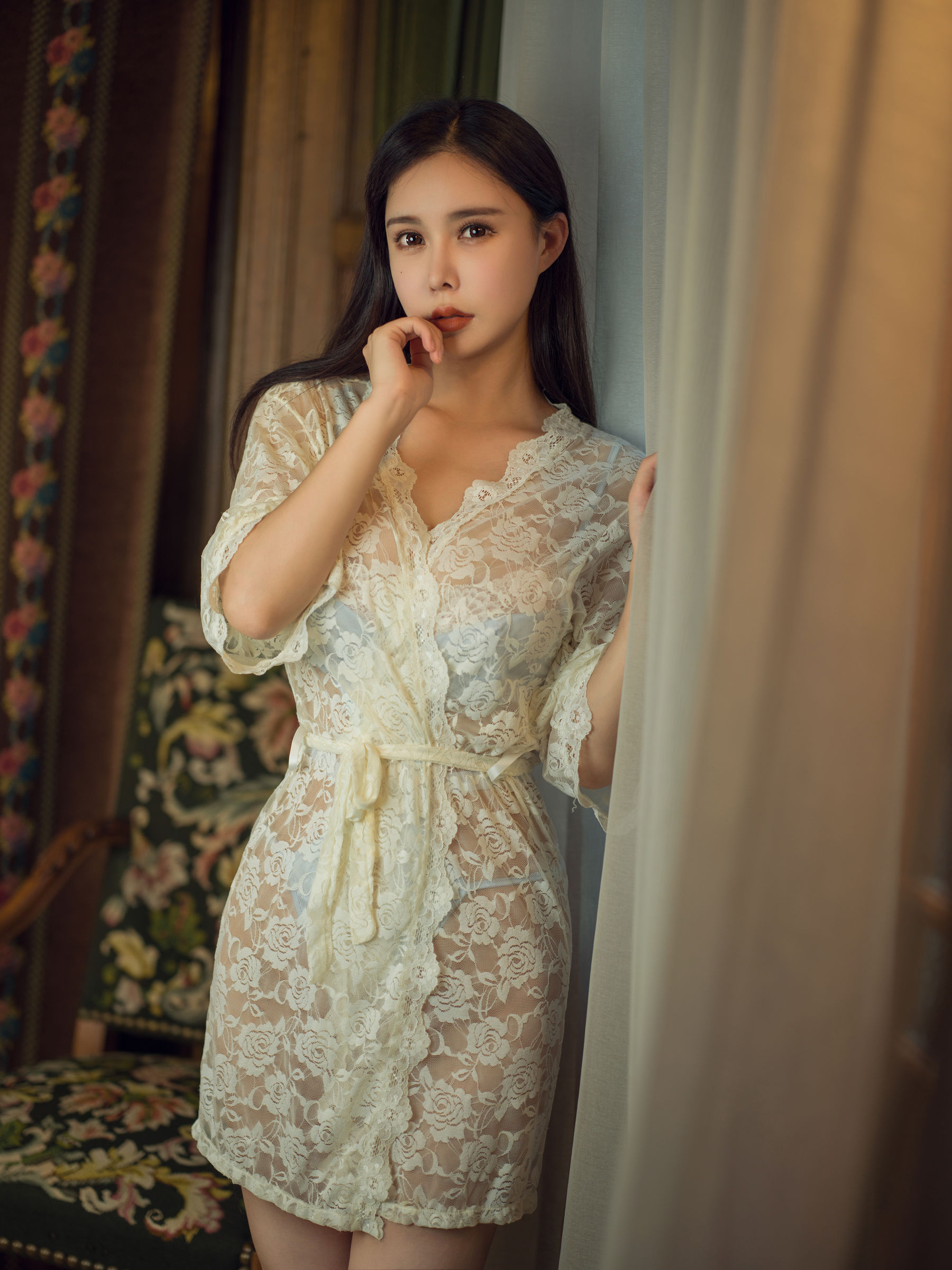 亚马逊鲶鱼 – 独居太太 [95P] - 秀人网免费无水印在线套图写真