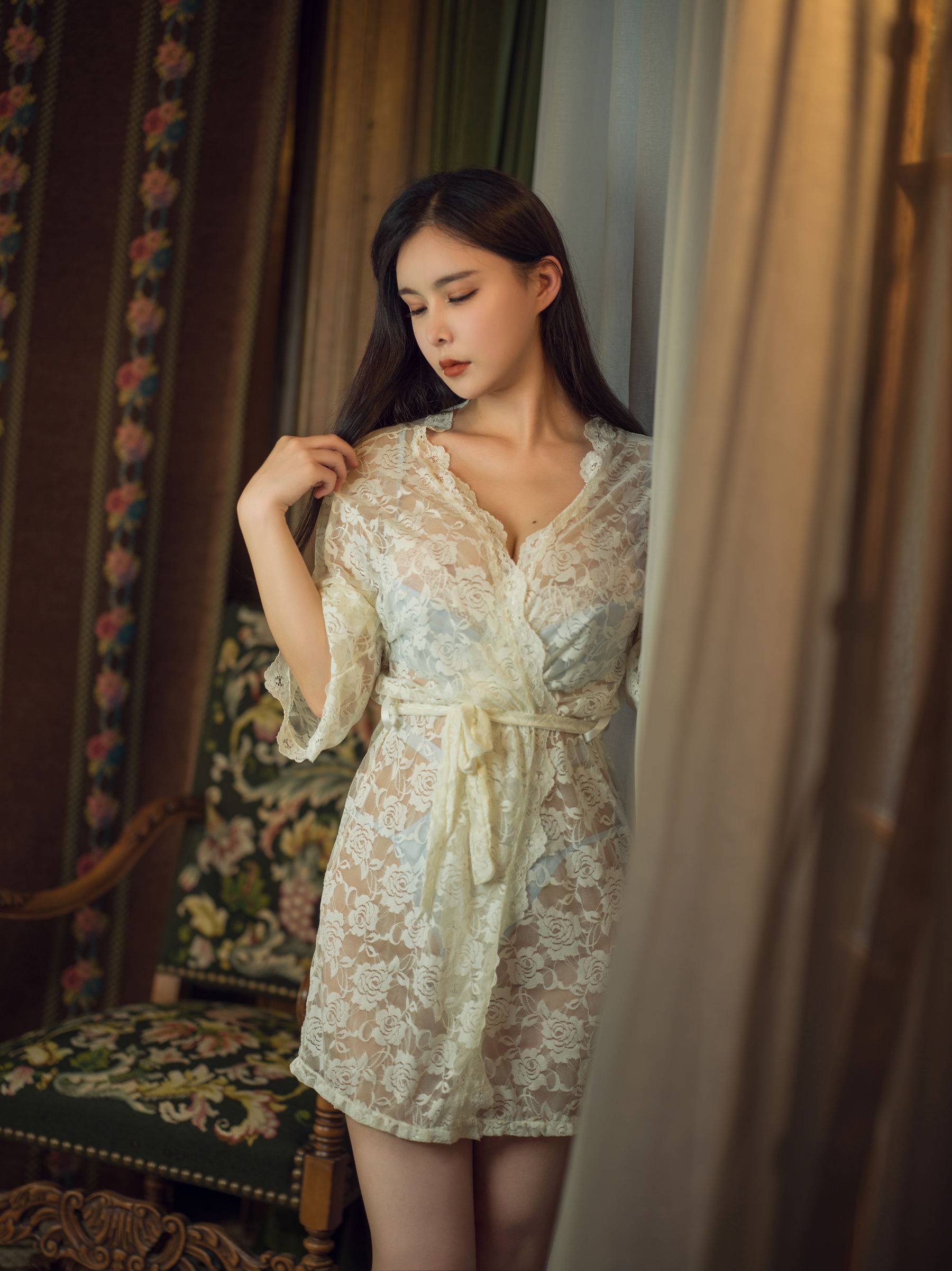 亚马逊鲶鱼 – 独居太太 [95P] - 秀人网免费无水印在线套图写真