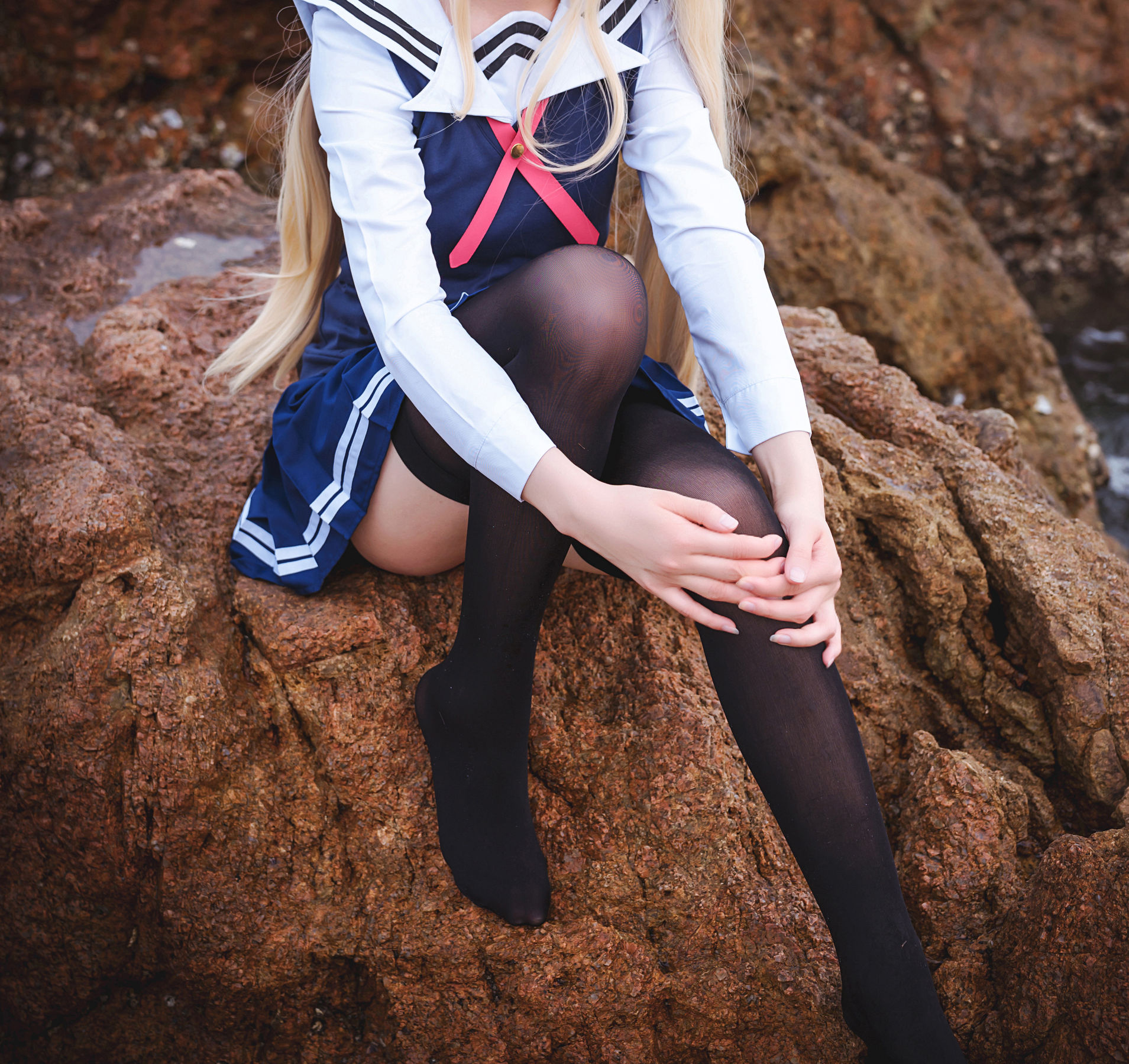 动漫博主封疆疆v – 小短裙 [11P] - 秀人网免费无水印在线套图写真