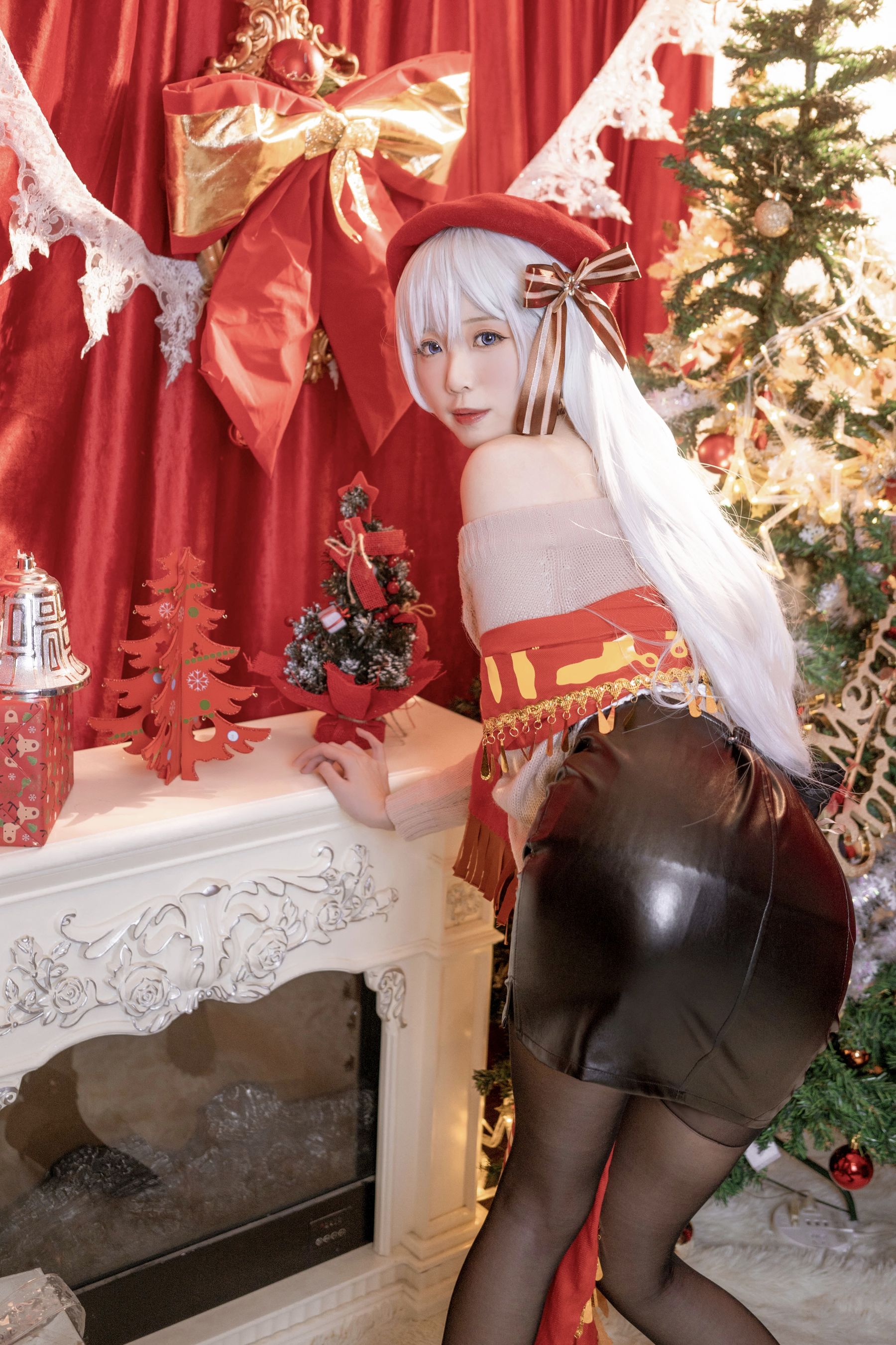 [Cosplay写真] 动漫博主炸酱沐沐 – 贝尔法斯特 女仆的购物日 [25P] - 秀人网免费无水印在线套图写真