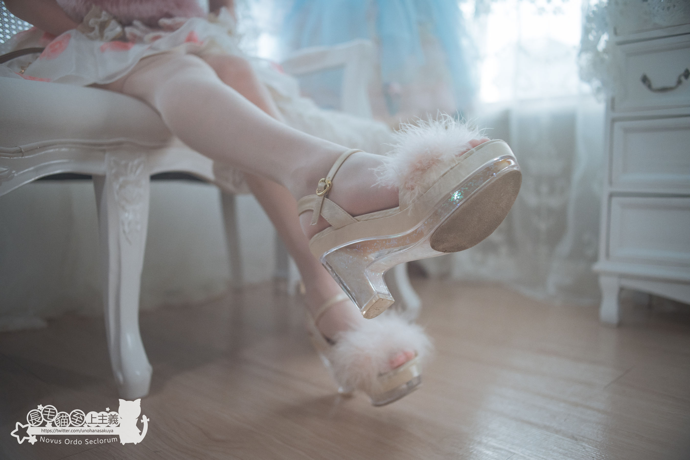 福利姬木花琳琳是勇者 – 夜店小公举 EP.09 [81P] - 秀人网免费无水印在线套图写真