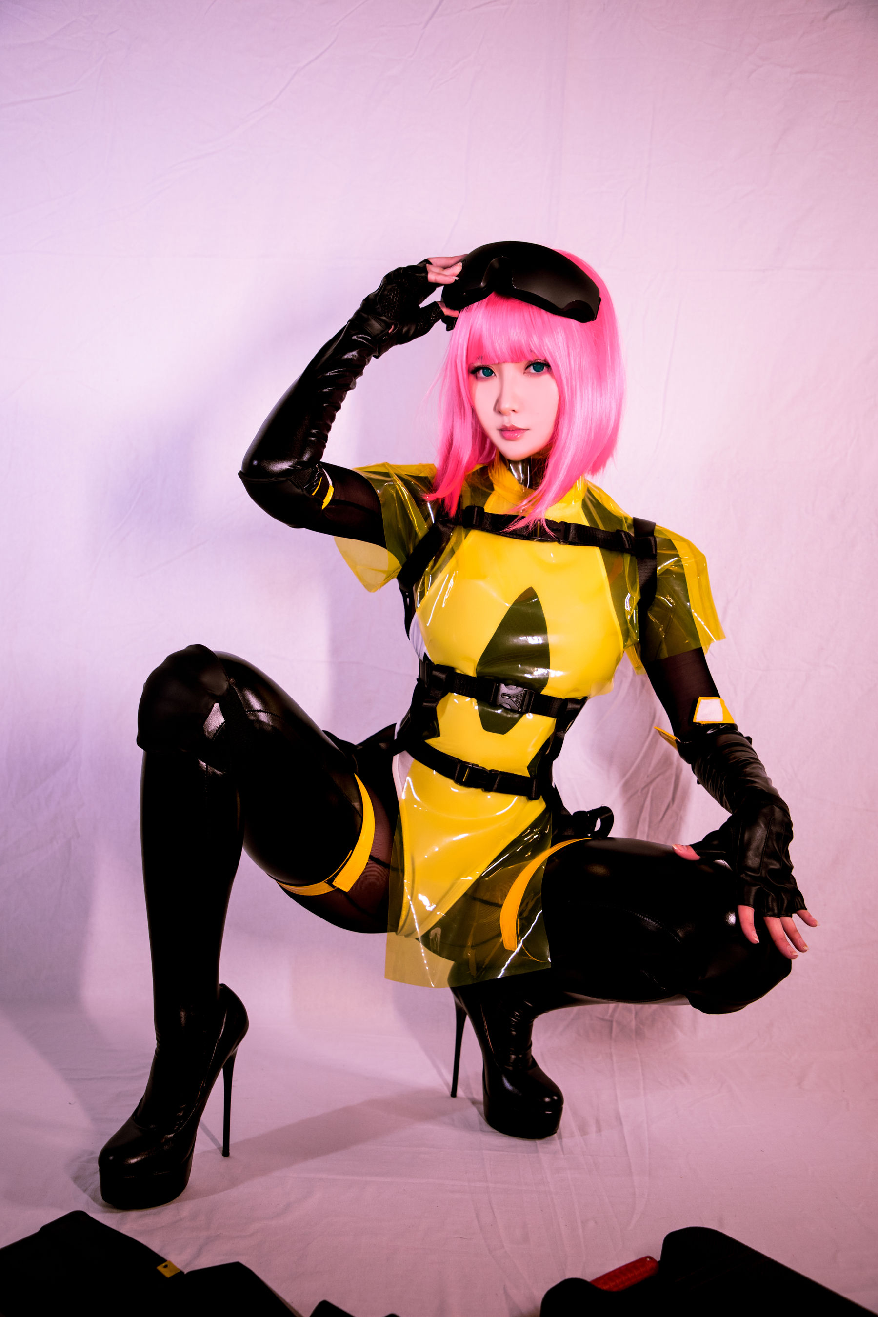 MisswarmJ – Cyber MissWarmJ [27P] - 秀人网免费无水印在线套图写真