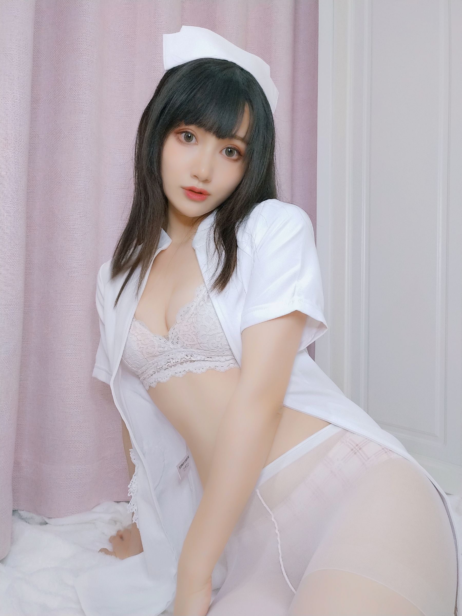 木之本果 – 看护妇 [12P] - 秀人网免费无水印在线套图写真