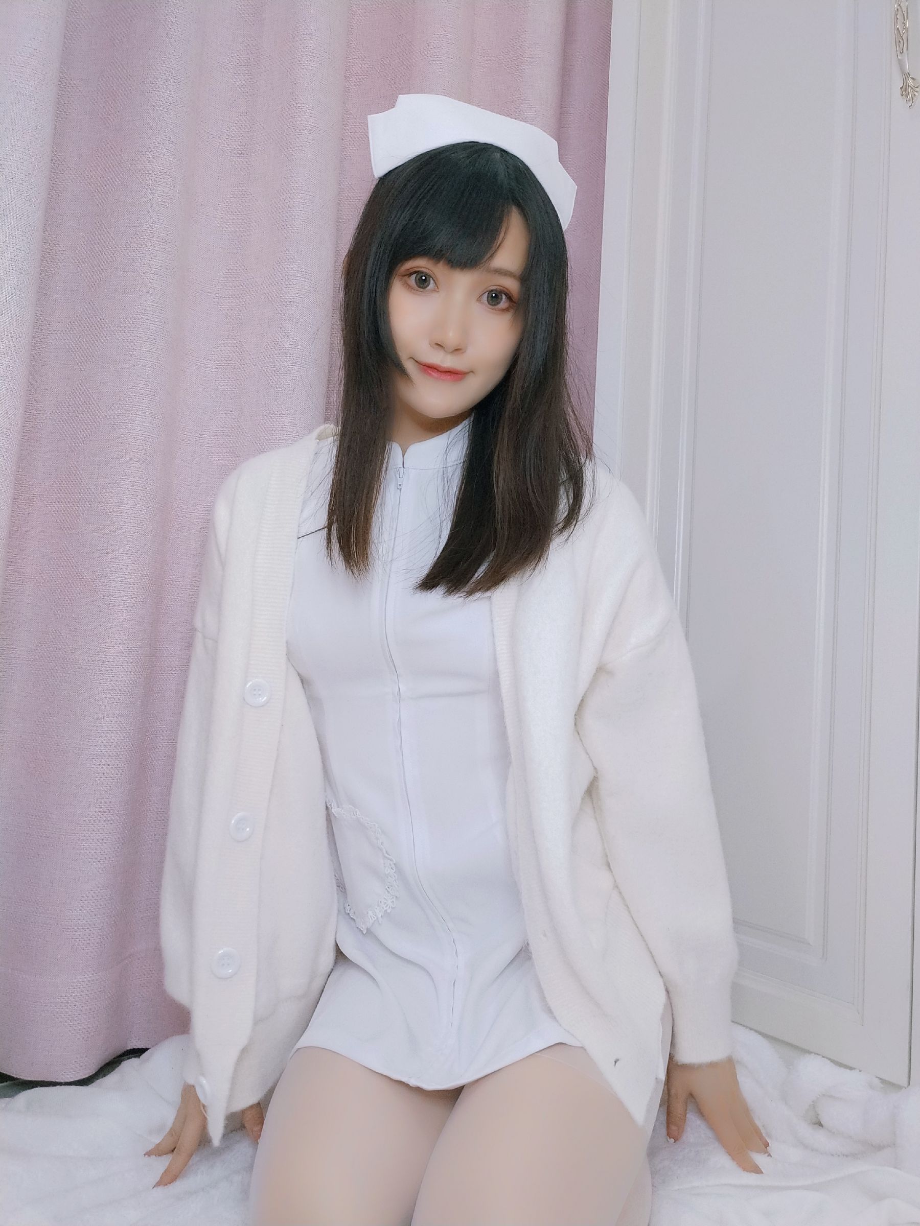 木之本果 – 看护妇 [12P] - 秀人网免费无水印在线套图写真