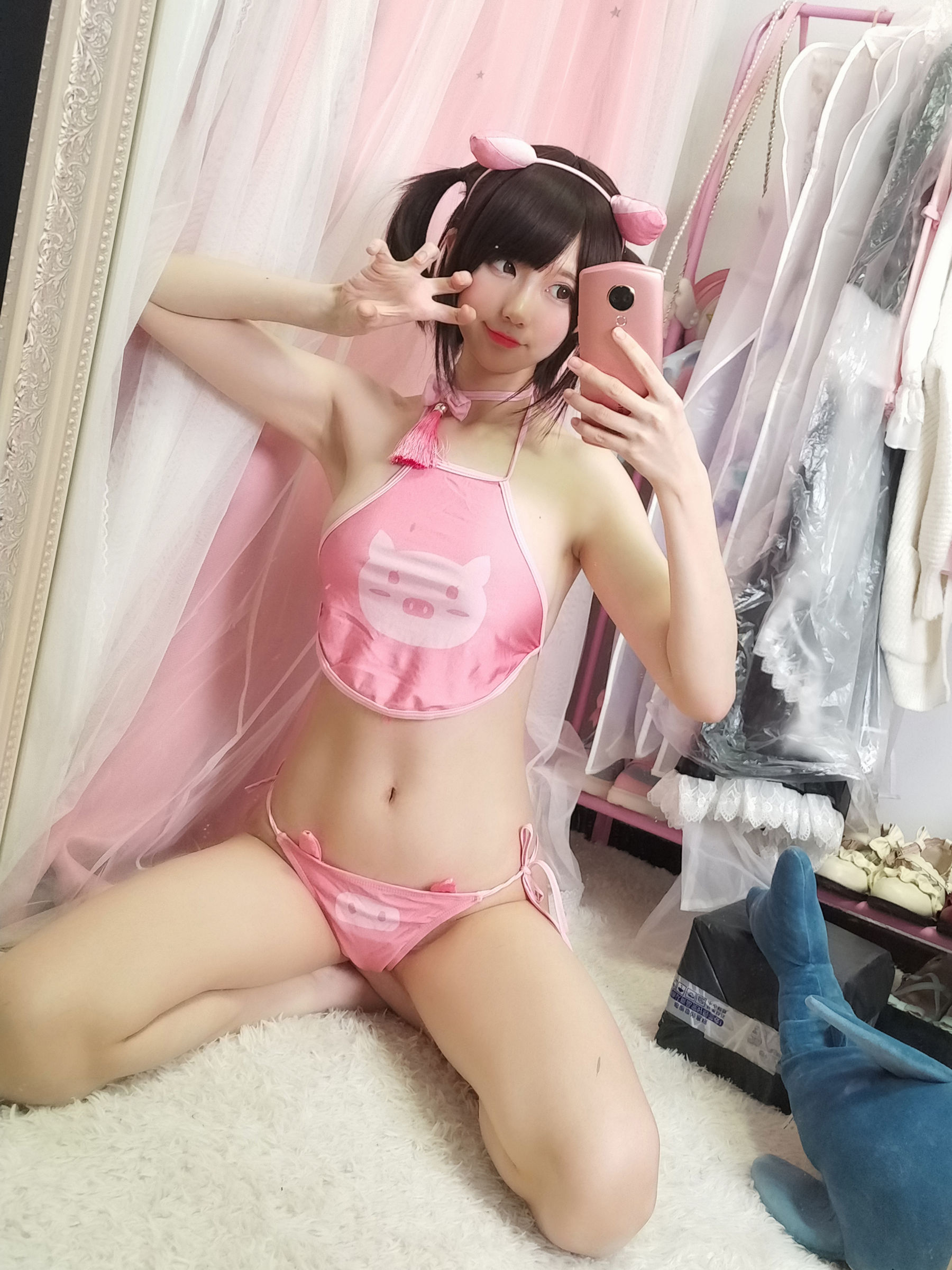 NAGISA魔物喵[fantia] – Pink pig [15P] - 秀人网免费无水印在线套图写真