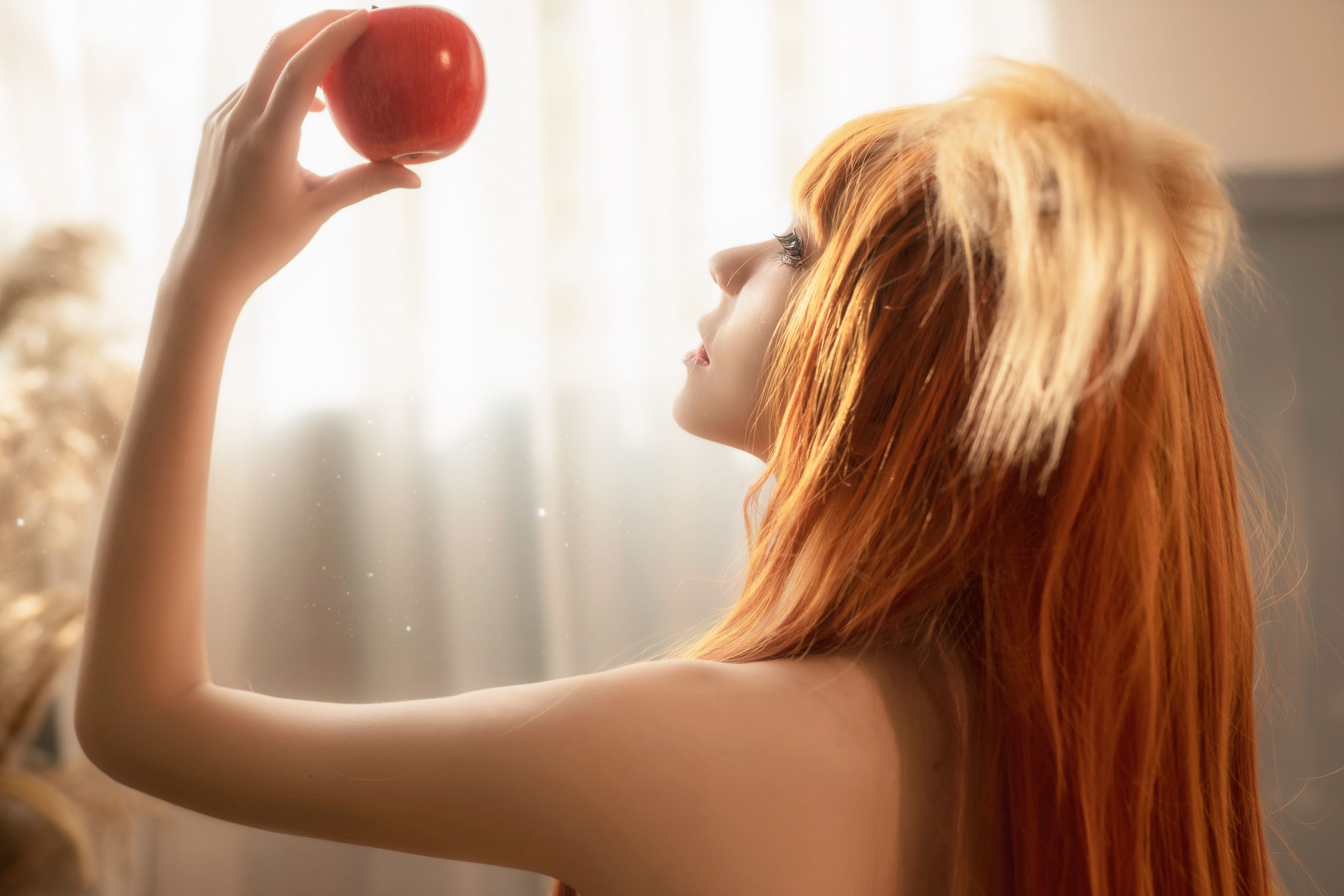 动漫博主南桃Momoko 赫萝裸体 [14P] - 秀人网免费无水印在线套图写真