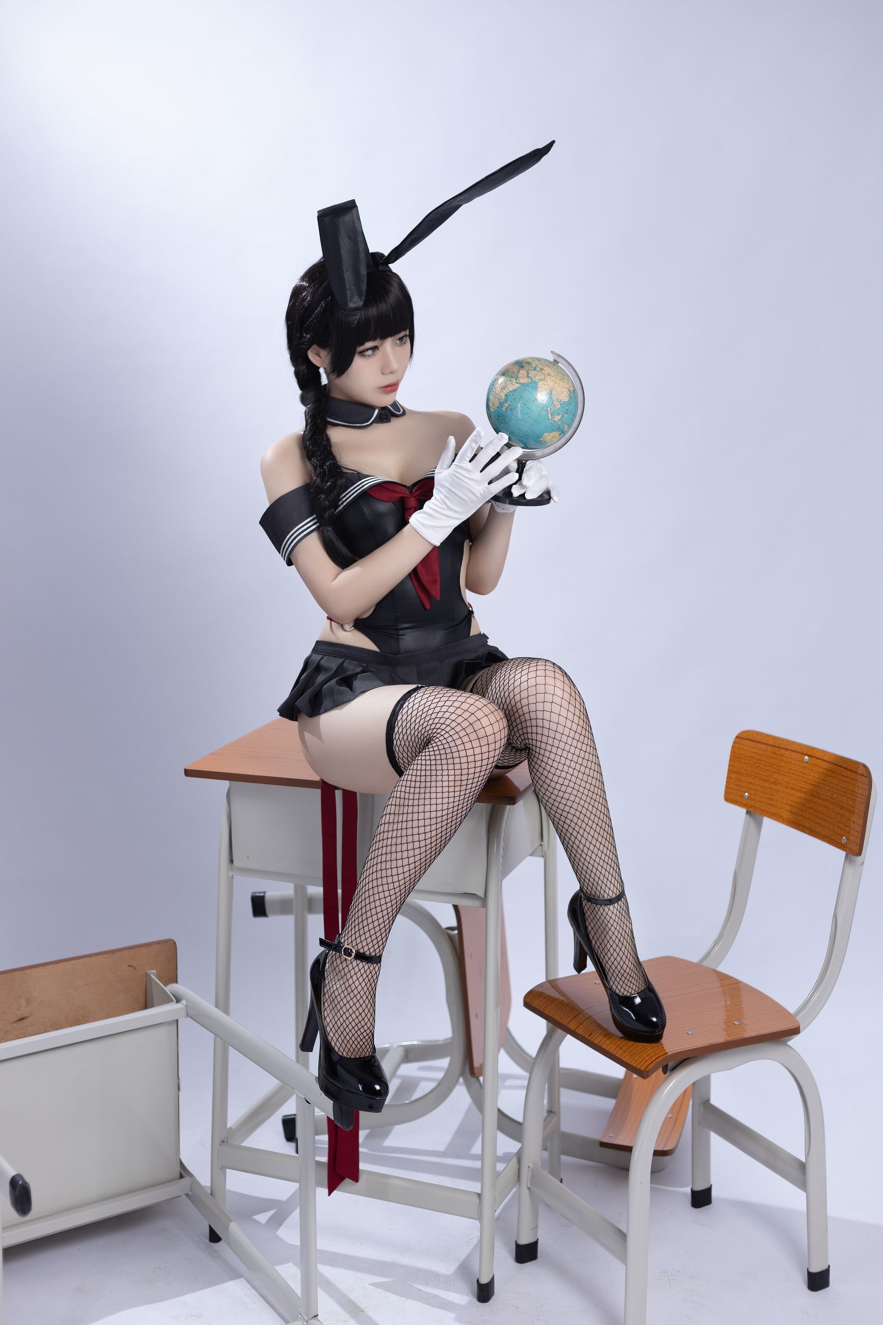 九言 – 卯月桃子 [33P] - 秀人网免费无水印在线套图写真