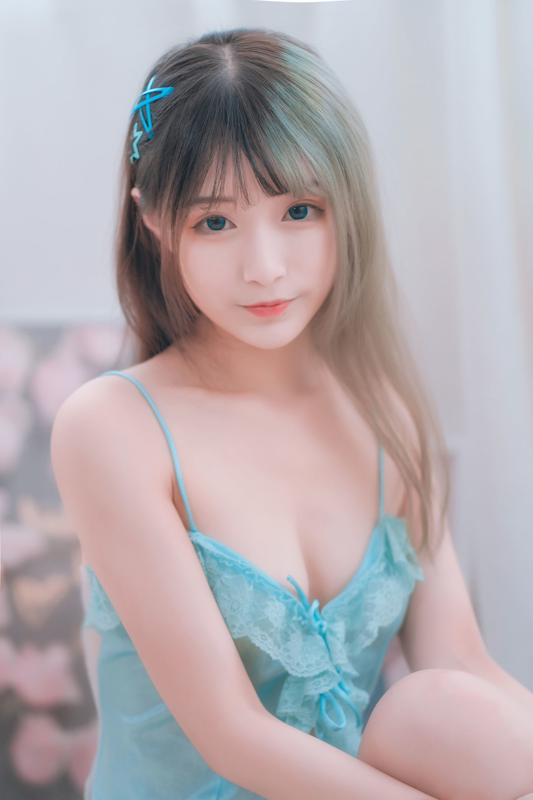 动漫博主铁板烧鬼舞w – 露背 [20P] - 秀人网免费无水印在线套图写真