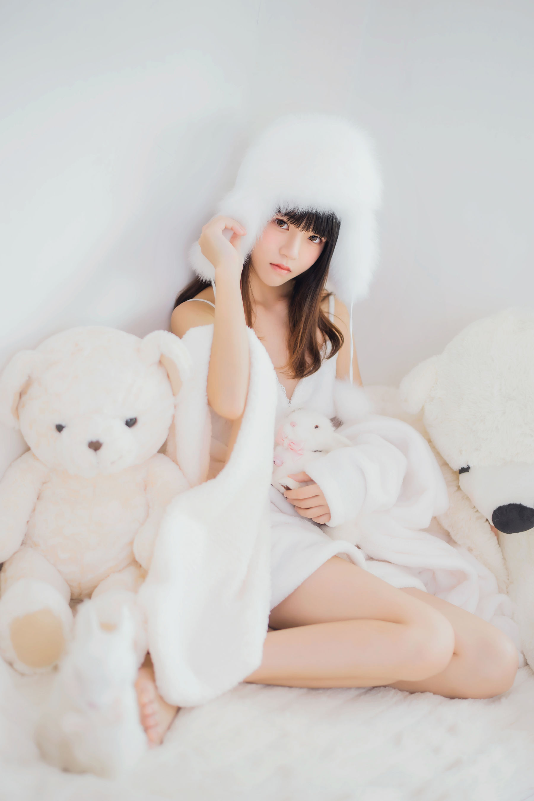 桜桃喵《冬眠》 [38P] - 秀人网免费无水印在线套图写真