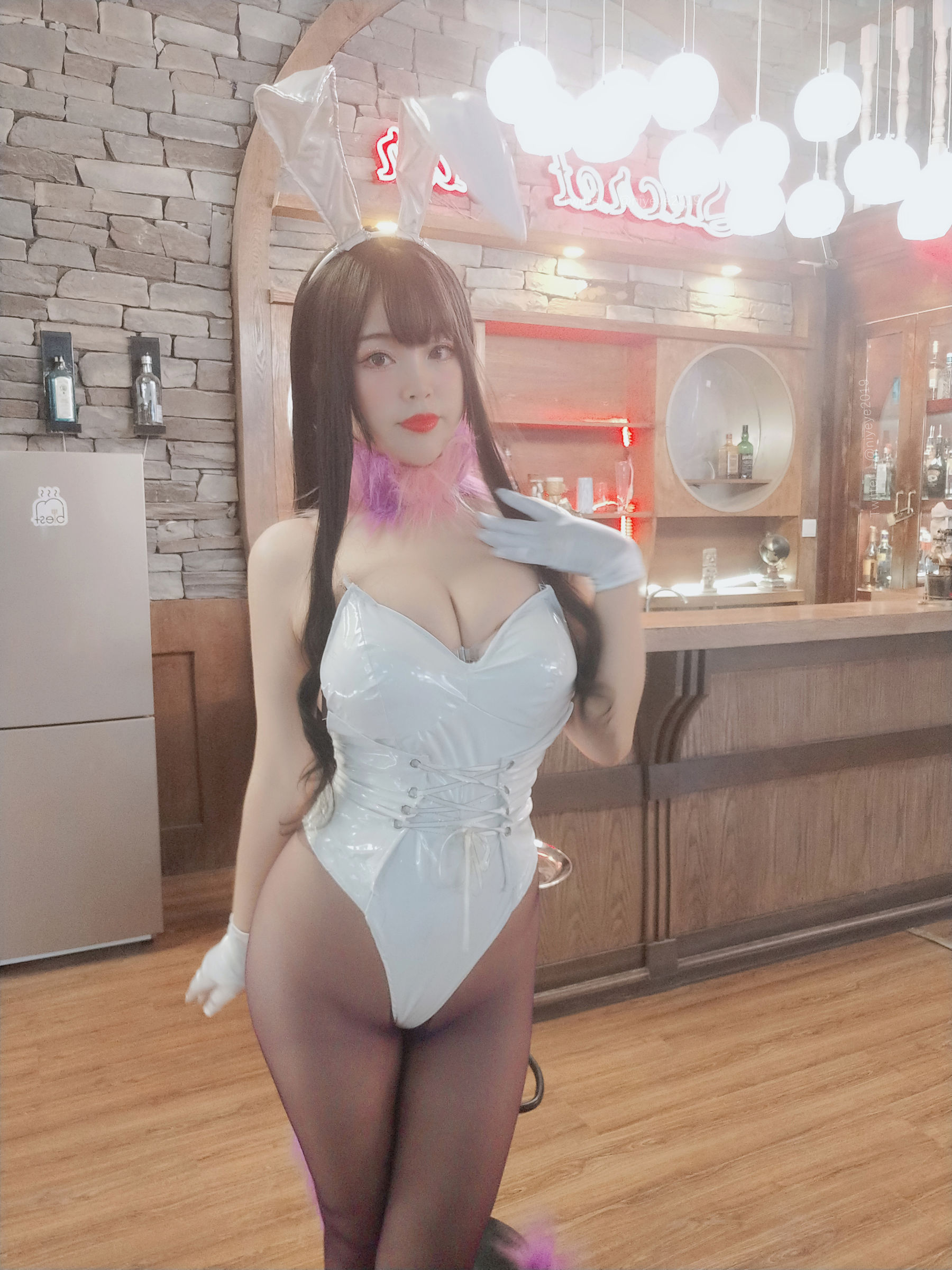 萌系小姐姐-白烨-&#038;耶米西奶露 – 恶魔姐姐 [70P] - 秀人网免费无水印在线套图写真