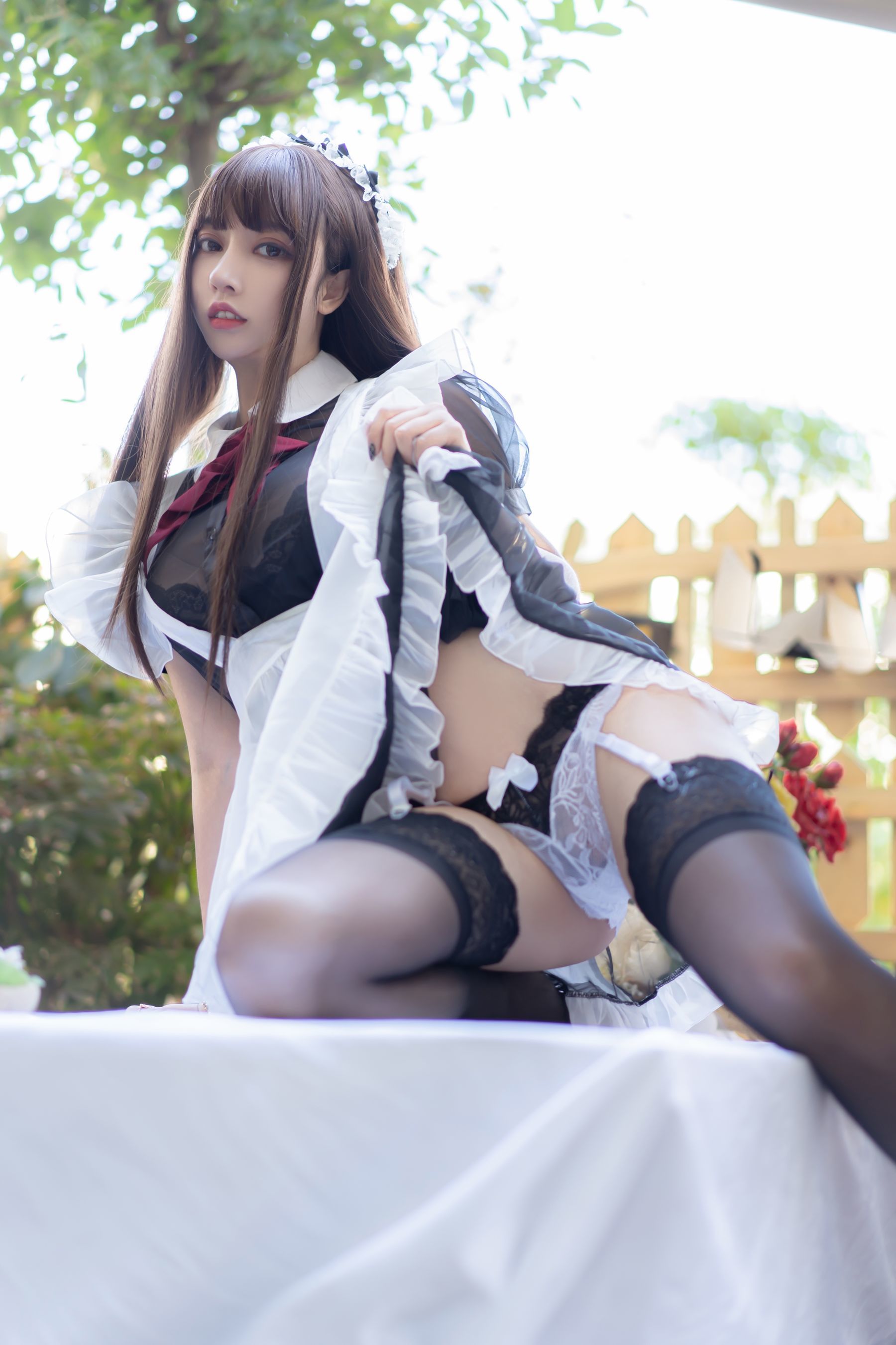 斗鱼米线线sama写真 透明女仆 [49P] - 秀人网免费无水印在线套图写真