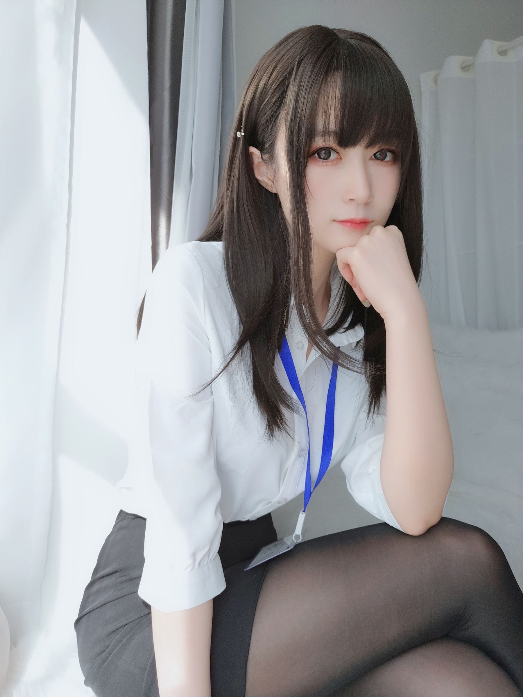 Coser小姐姐白银 – 制服 [119P] - 秀人网免费无水印在线套图写真