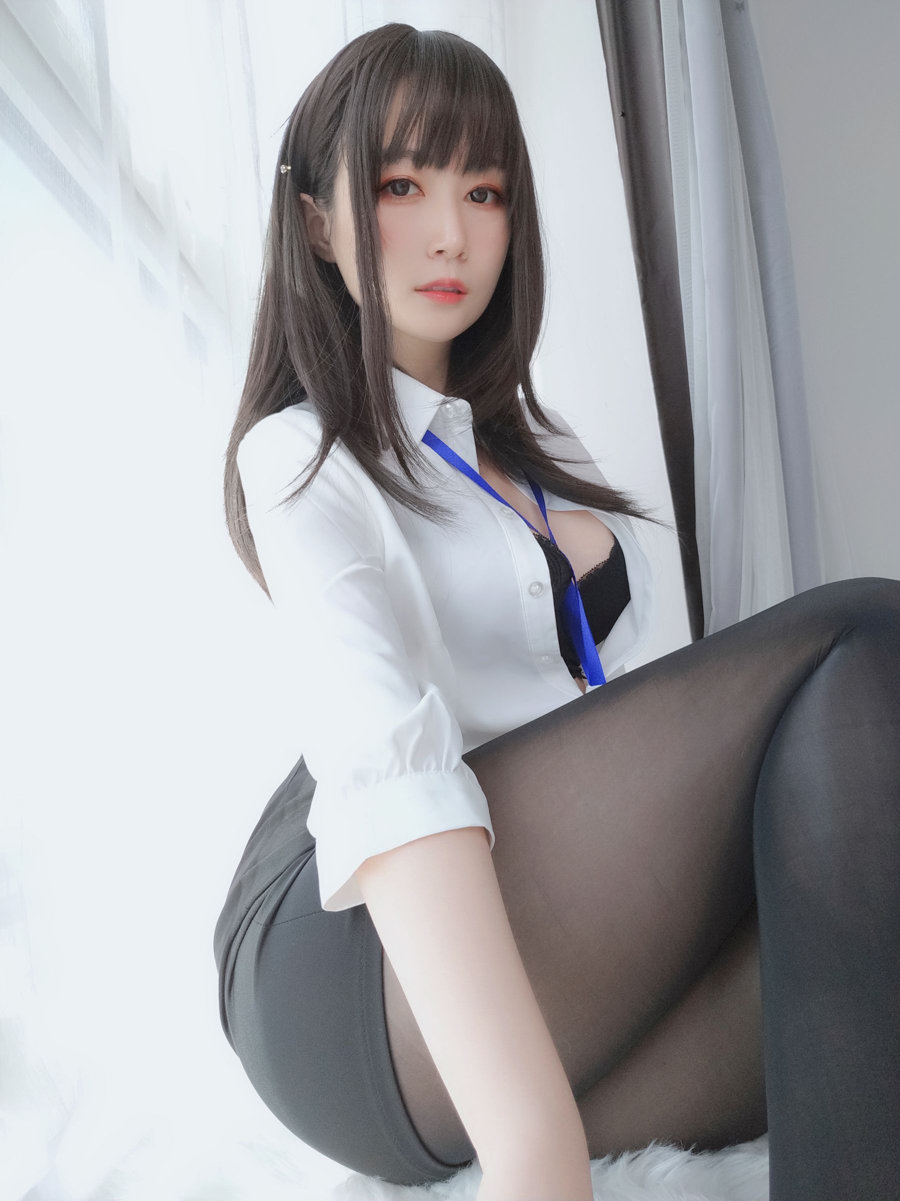Coser小姐姐白银 – 制服 [119P] - 秀人网免费无水印在线套图写真