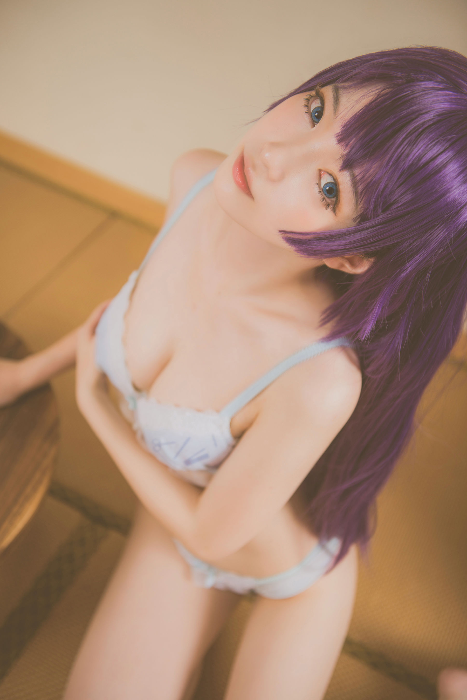 大胸萌妹妖少you1 – 战场原黑仪 [11P] - 秀人网免费无水印在线套图写真