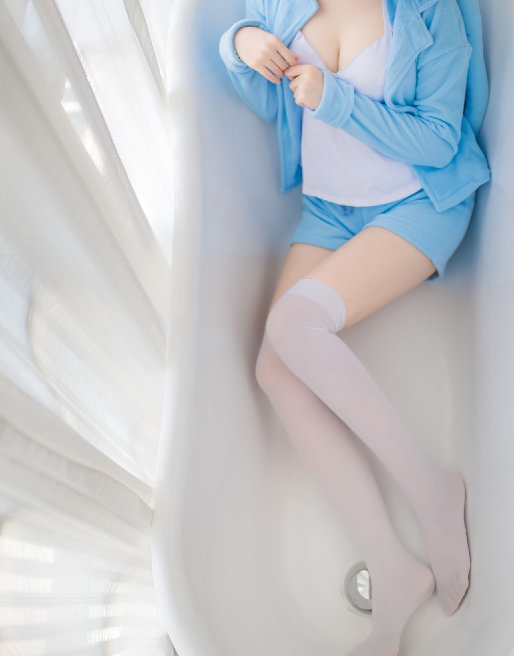 萌系小野妹子w 蕾姆 蓝色精灵 [22P] - 秀人网免费无水印在线套图写真