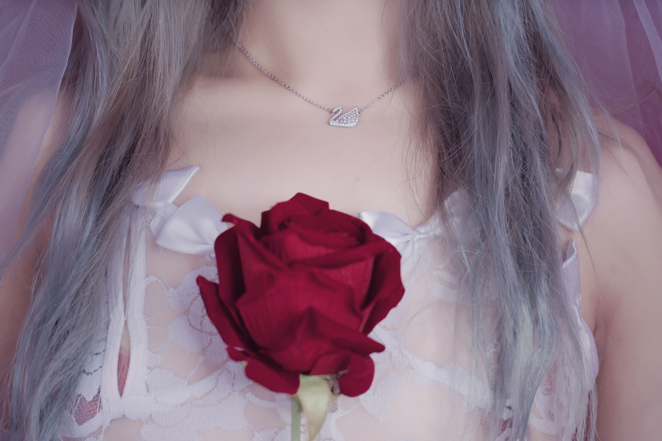 eloise软软 – 入水蕾丝 [35P] - 秀人网免费无水印在线套图写真