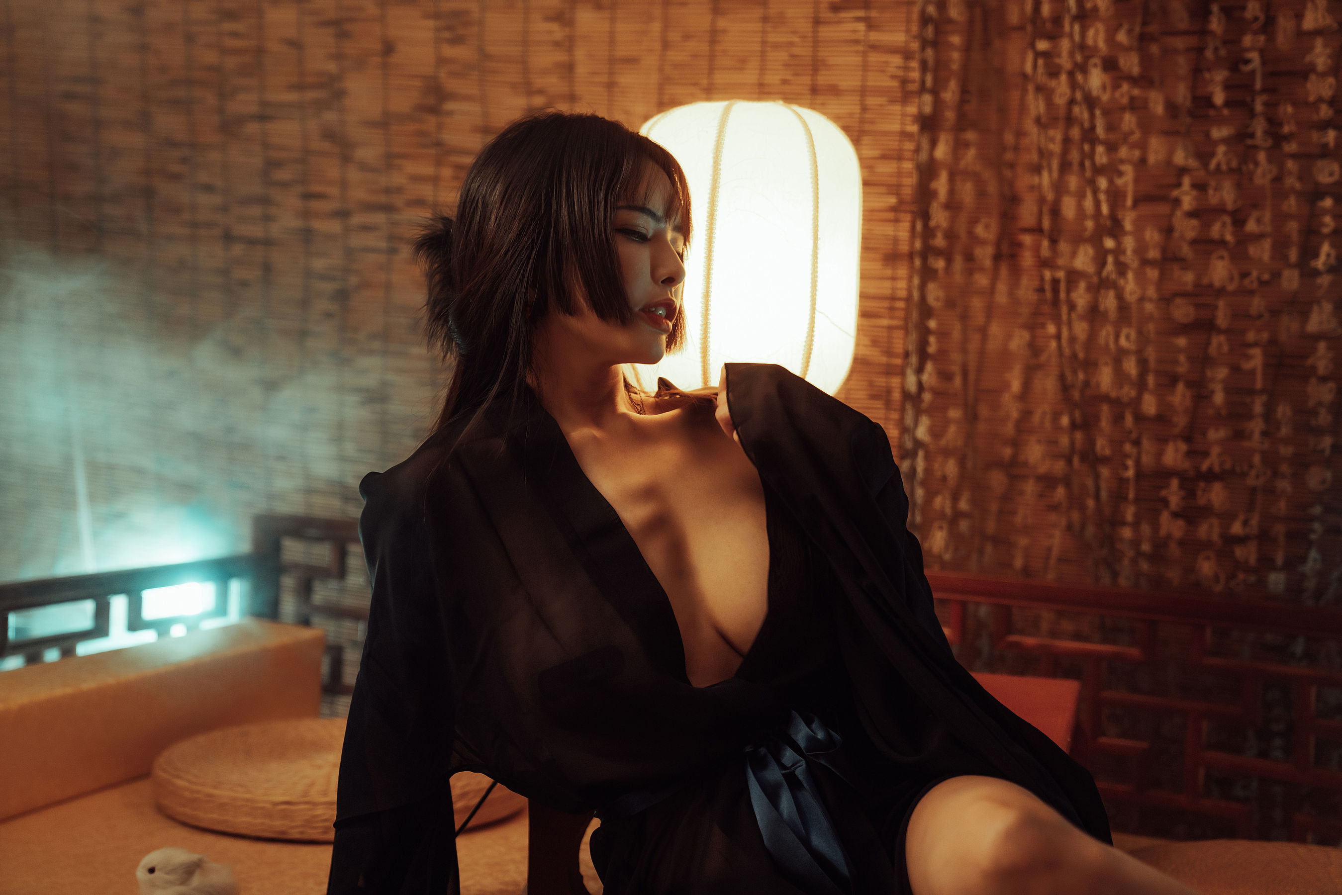 秋和柯基(夏小秋秋秋) – 穿黑纱的小妖精 [38P] - 秀人网免费无水印在线套图写真