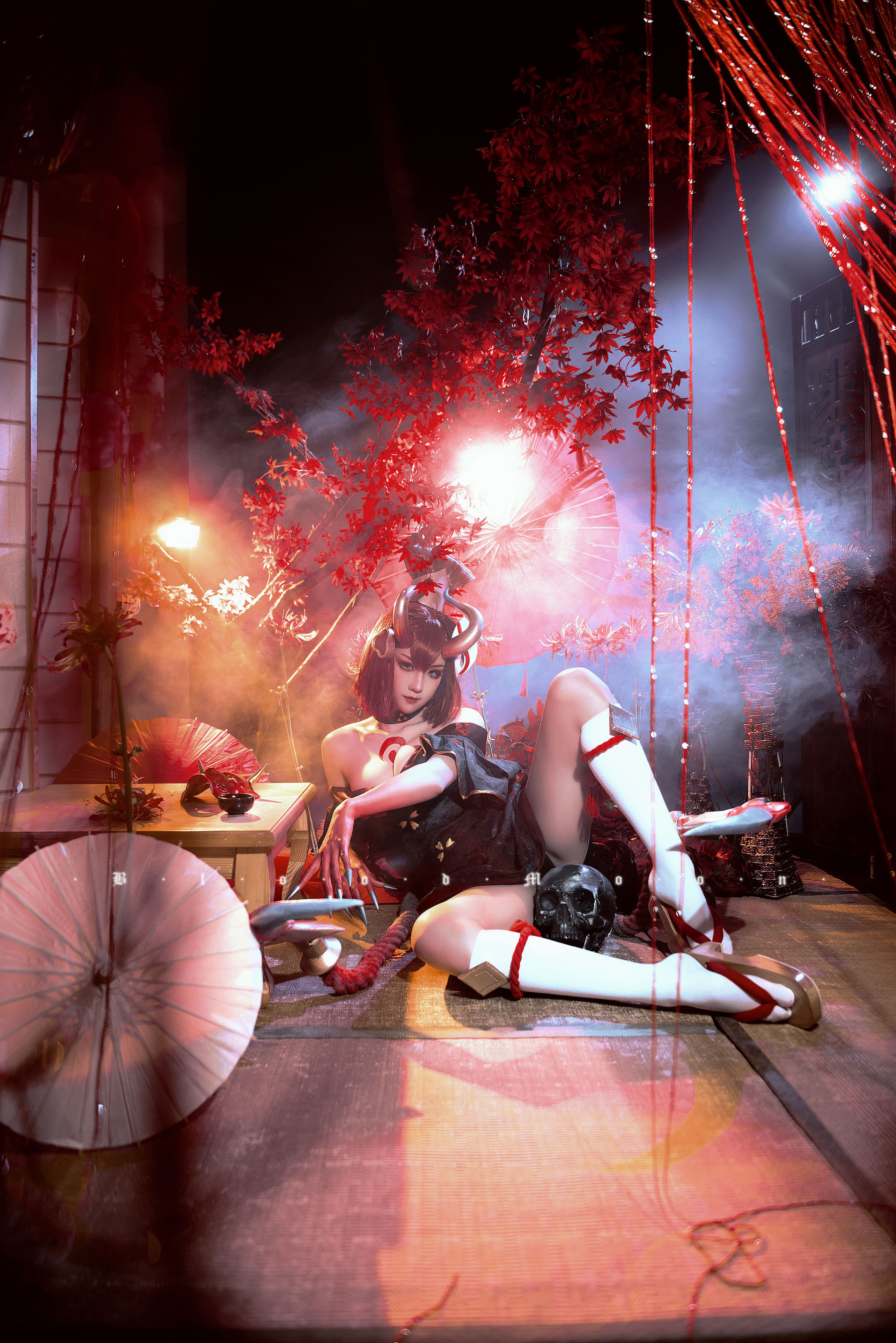 瓦斯塔亚小龙虾 – 猩红之月伊芙琳 [12P] - 秀人网免费无水印在线套图写真