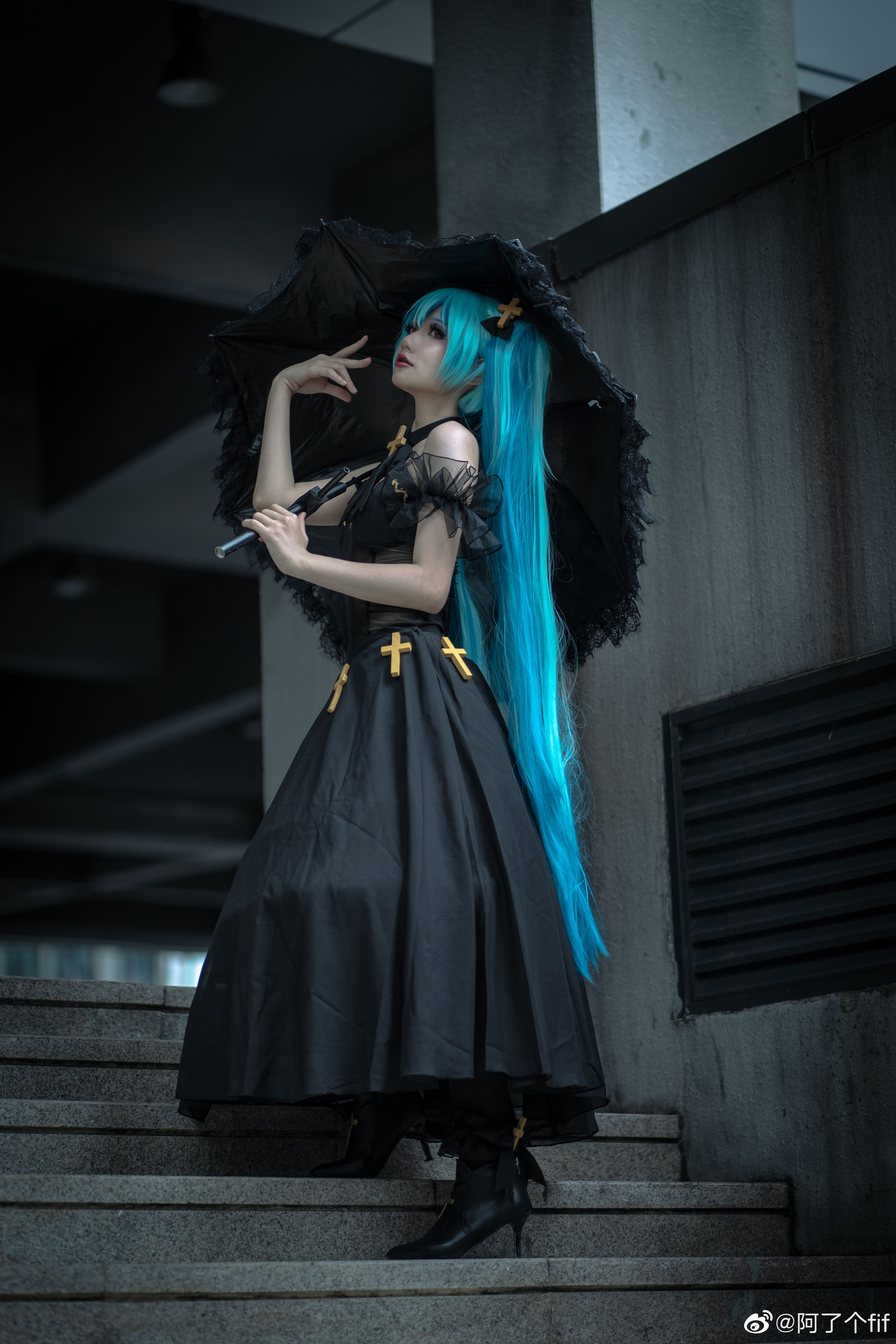 动漫博主阿了个fifi – 初音 [6P] - 秀人网免费无水印在线套图写真
