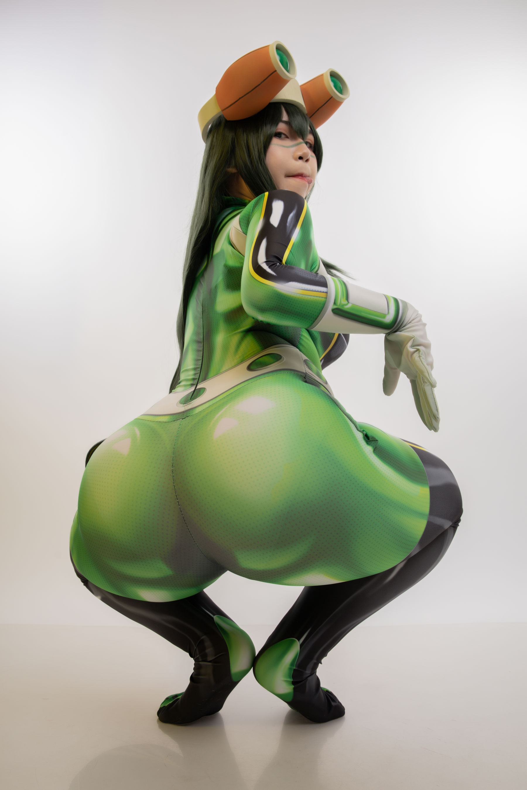 Uy Uy – Froppy [24P] - 秀人网免费无水印在线套图写真
