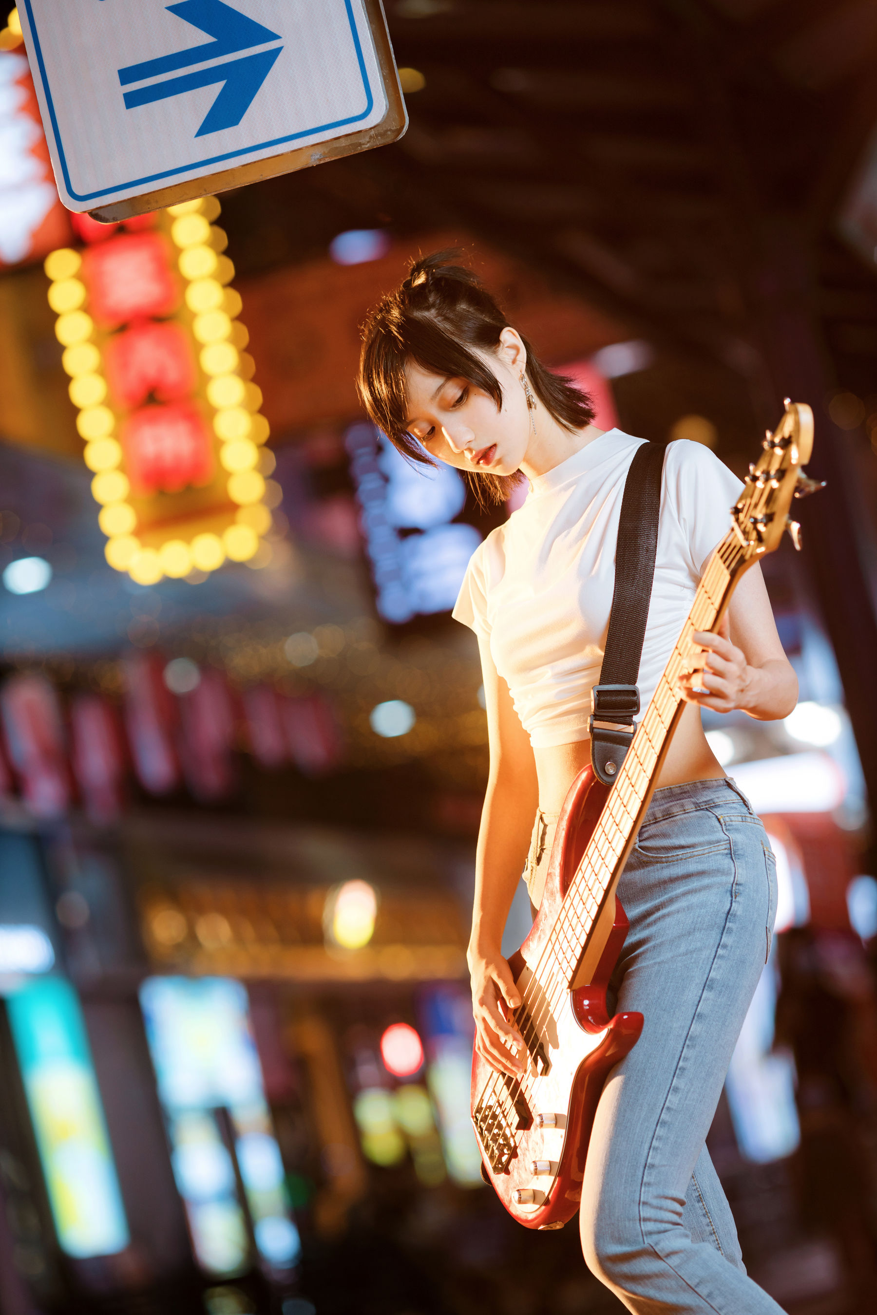 萌系小姐姐木绵绵OwO – 贝斯与妹妹2 [28P] - 秀人网免费无水印在线套图写真