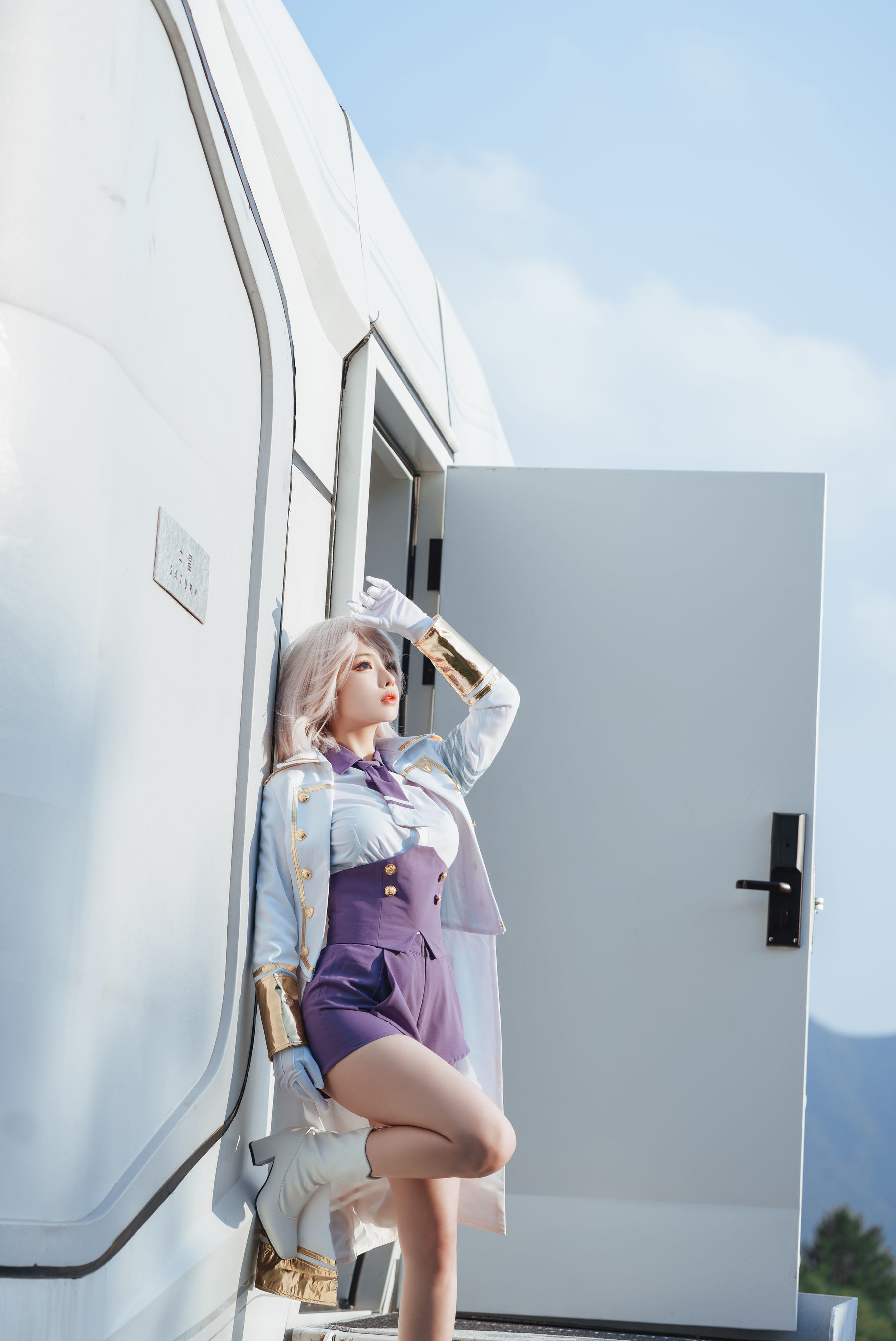 COS福利rioko凉凉子 – 电光机王 貉 [51P] - 秀人网免费无水印在线套图写真