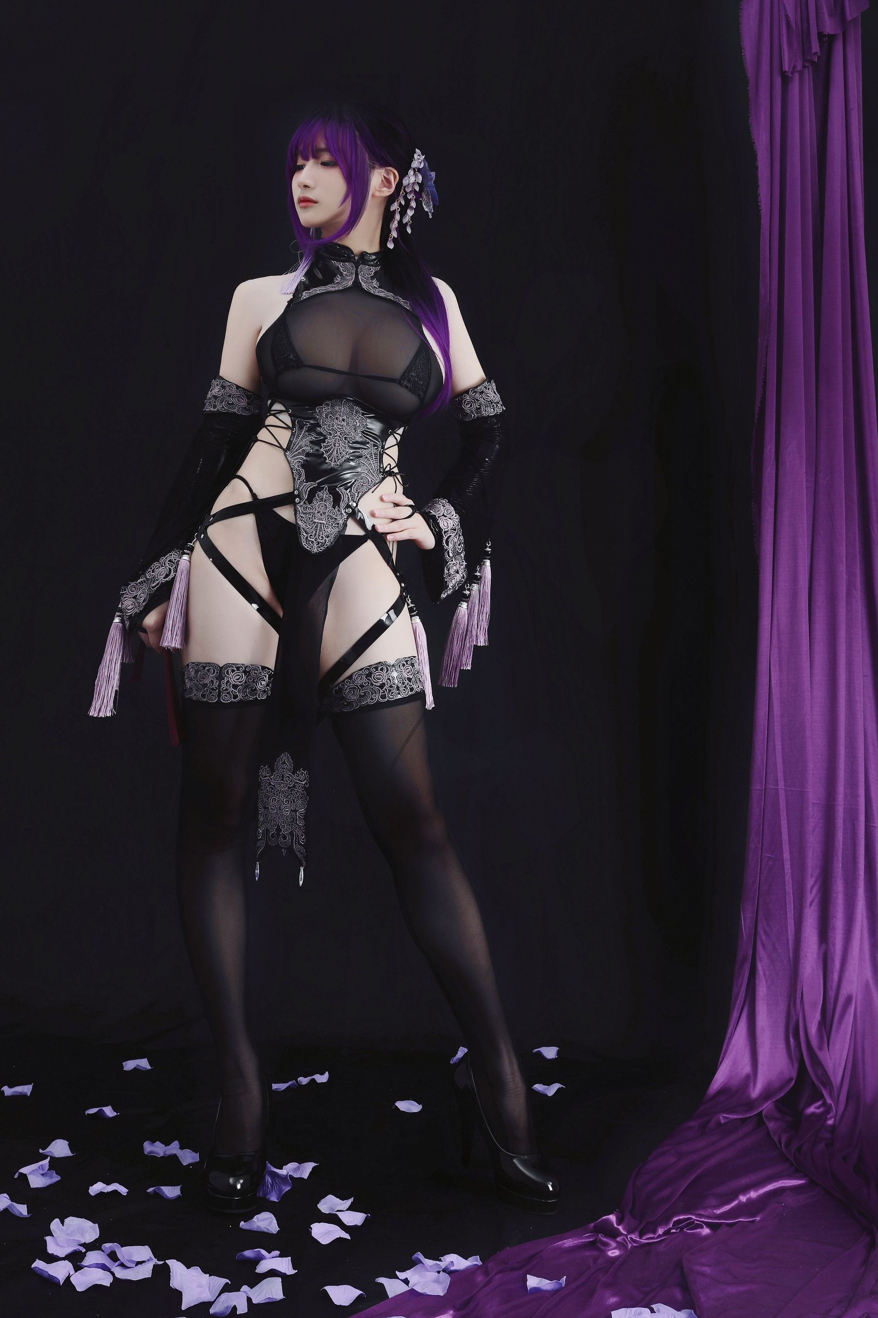 幼愛youmeko – 紫流苏旗袍 [35P] - 秀人网免费无水印在线套图写真