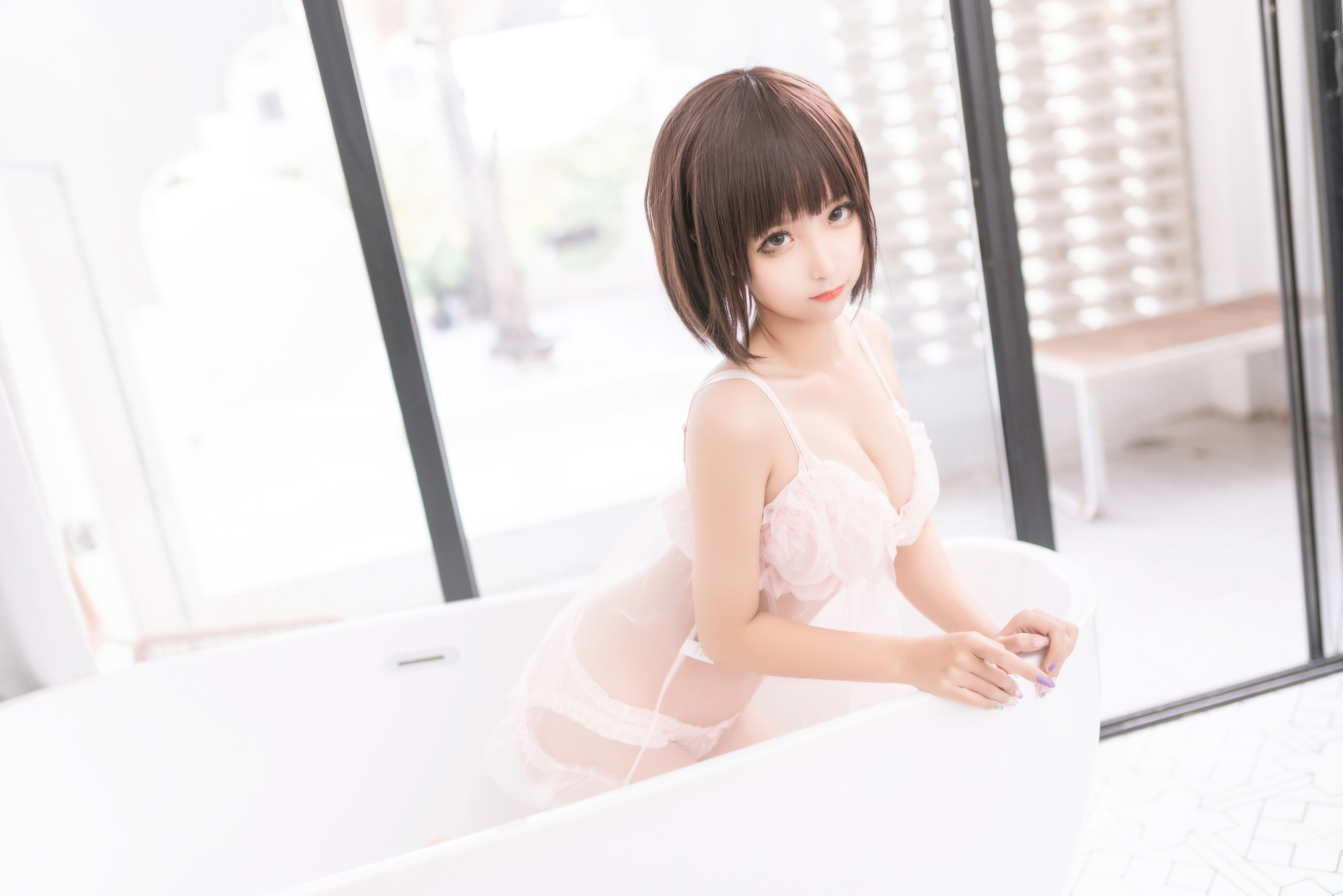 动漫博主蠢沫沫 – 粉纱 [40P] - 秀人网免费无水印在线套图写真