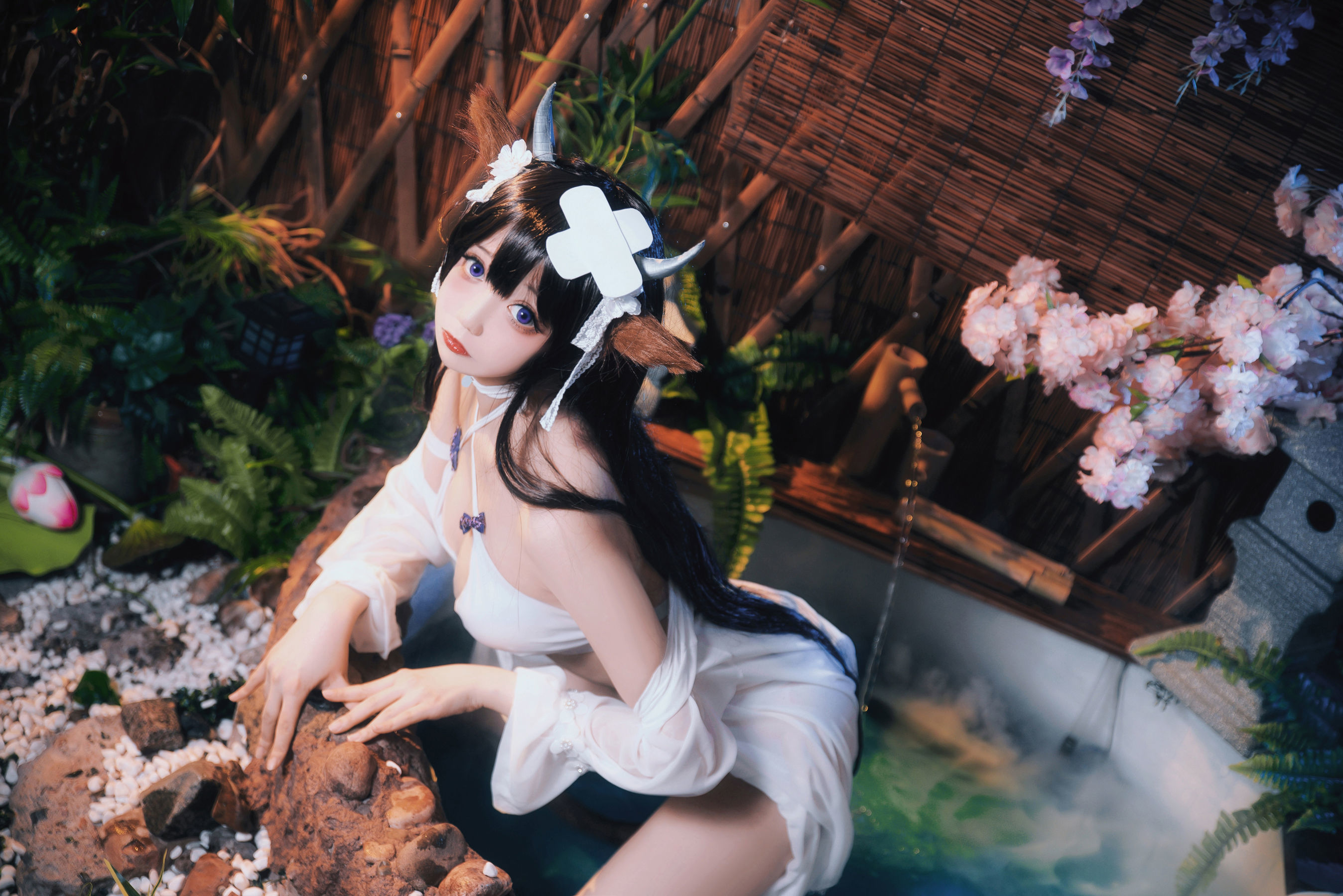 小野寺地瓜 – 小牛泳装 [9P] - 秀人网免费无水印在线套图写真