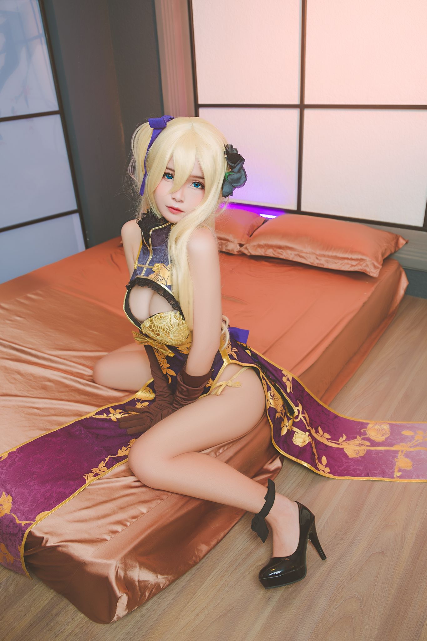 Azami福利 – 金莲旗袍 [23P] - 秀人网免费无水印在线套图写真