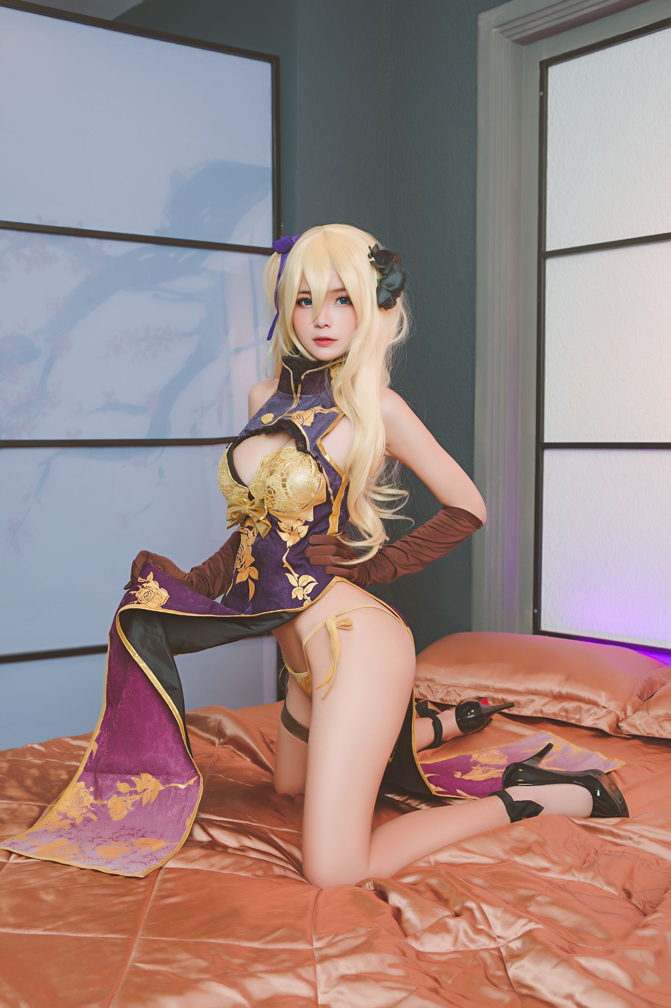 Azami福利 – 金莲旗袍 [23P] - 秀人网免费无水印在线套图写真