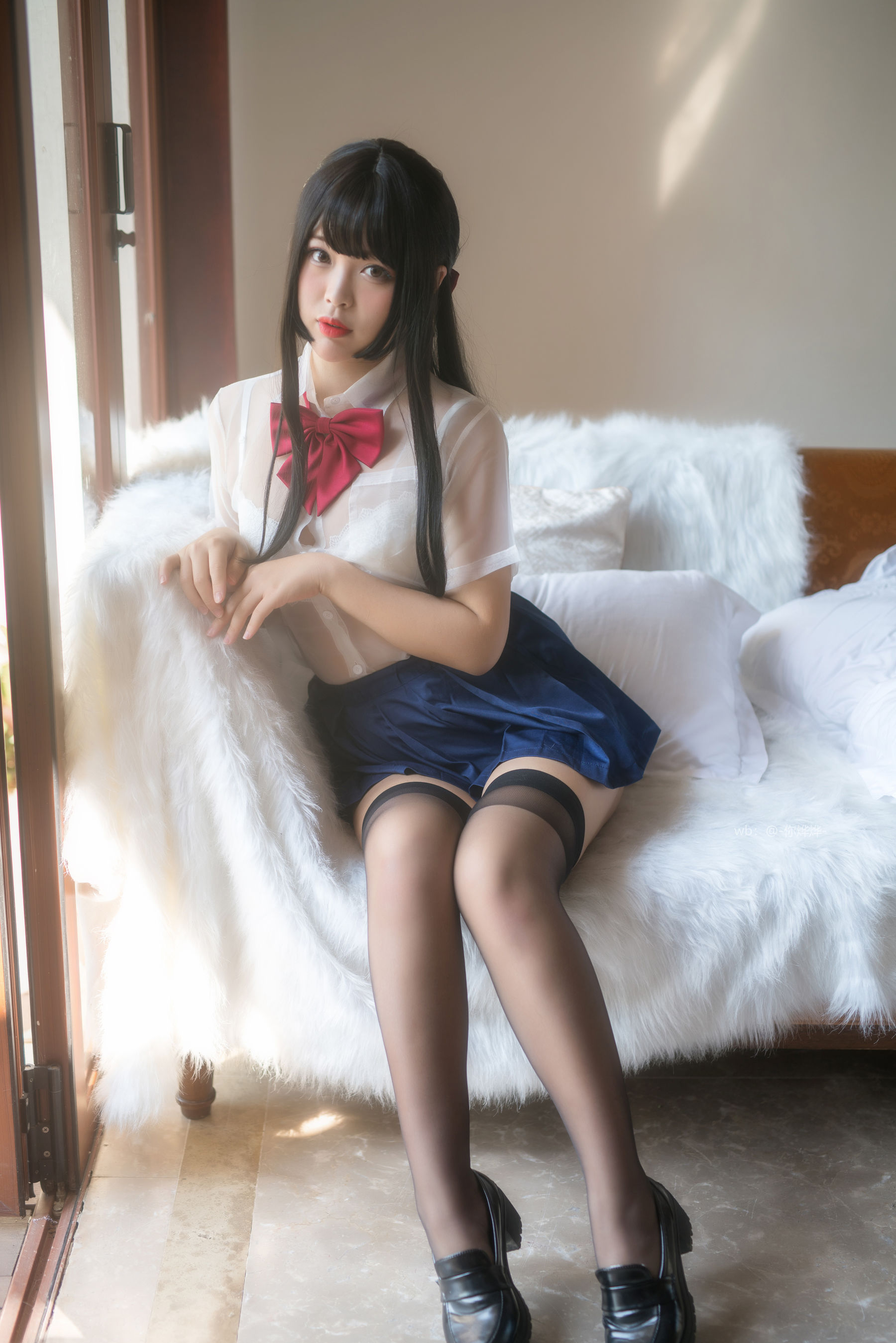 萌系小姐姐-白烨- 情人节特辑 [52P] - 秀人网免费无水印在线套图写真