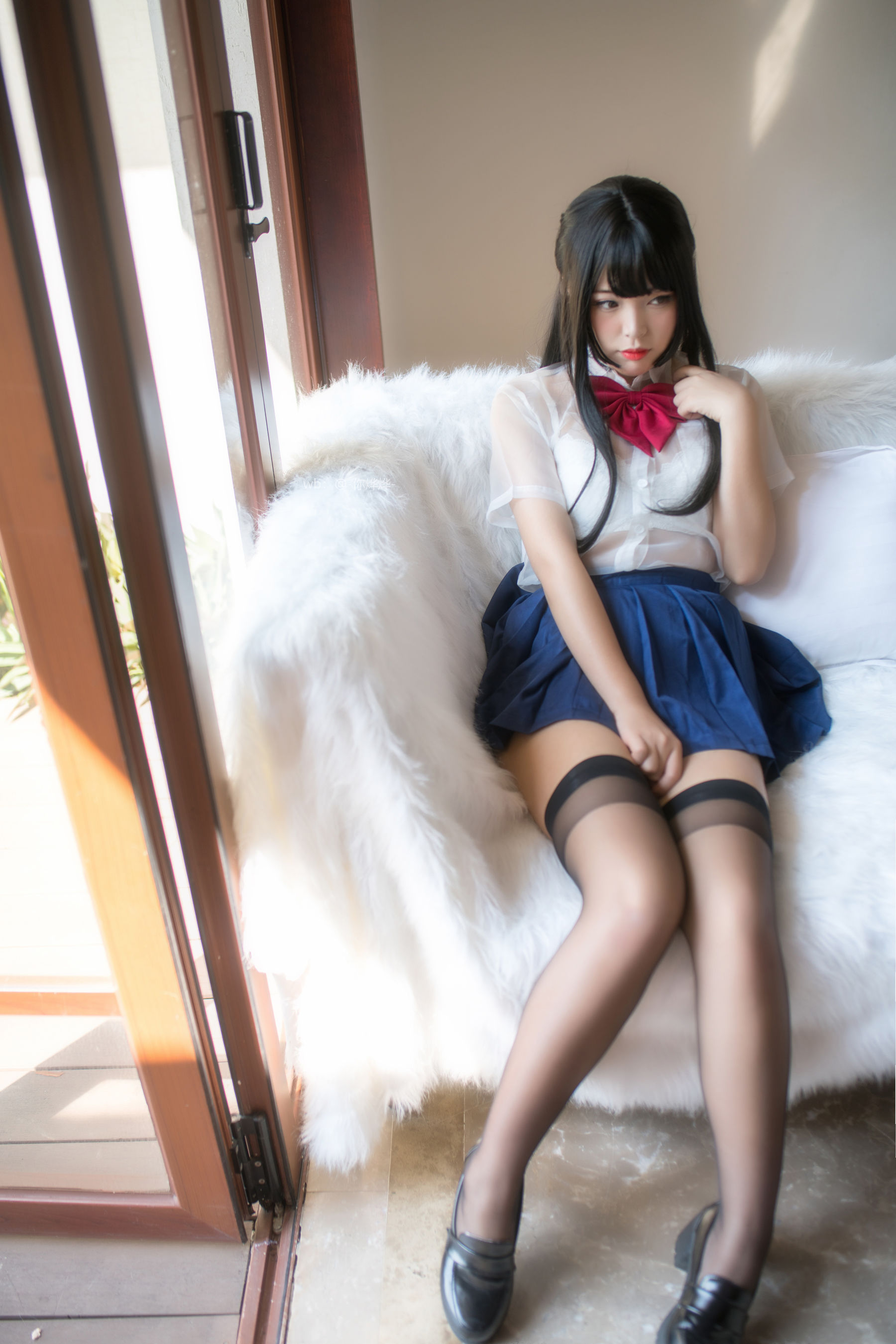 萌系小姐姐-白烨- 情人节特辑 [52P] - 秀人网免费无水印在线套图写真