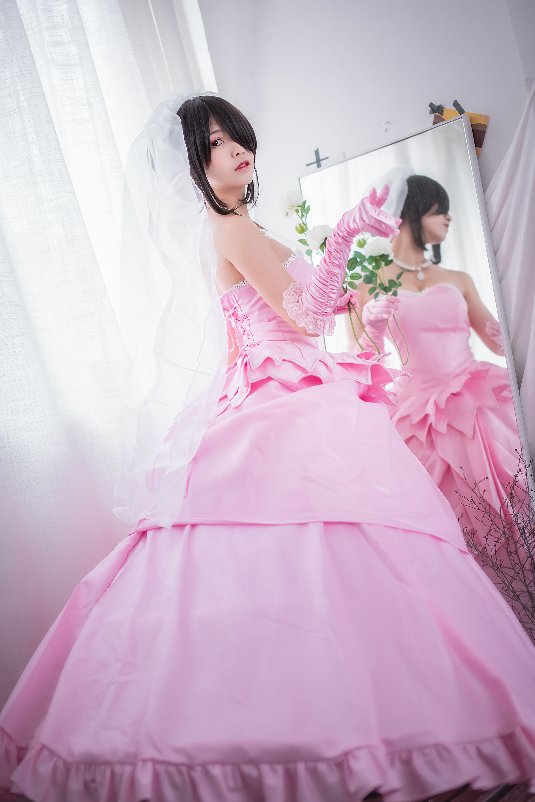 超人气Coser鳗鱼霏儿 狂三系列 婚纱 [14P] - 秀人网免费无水印在线套图写真